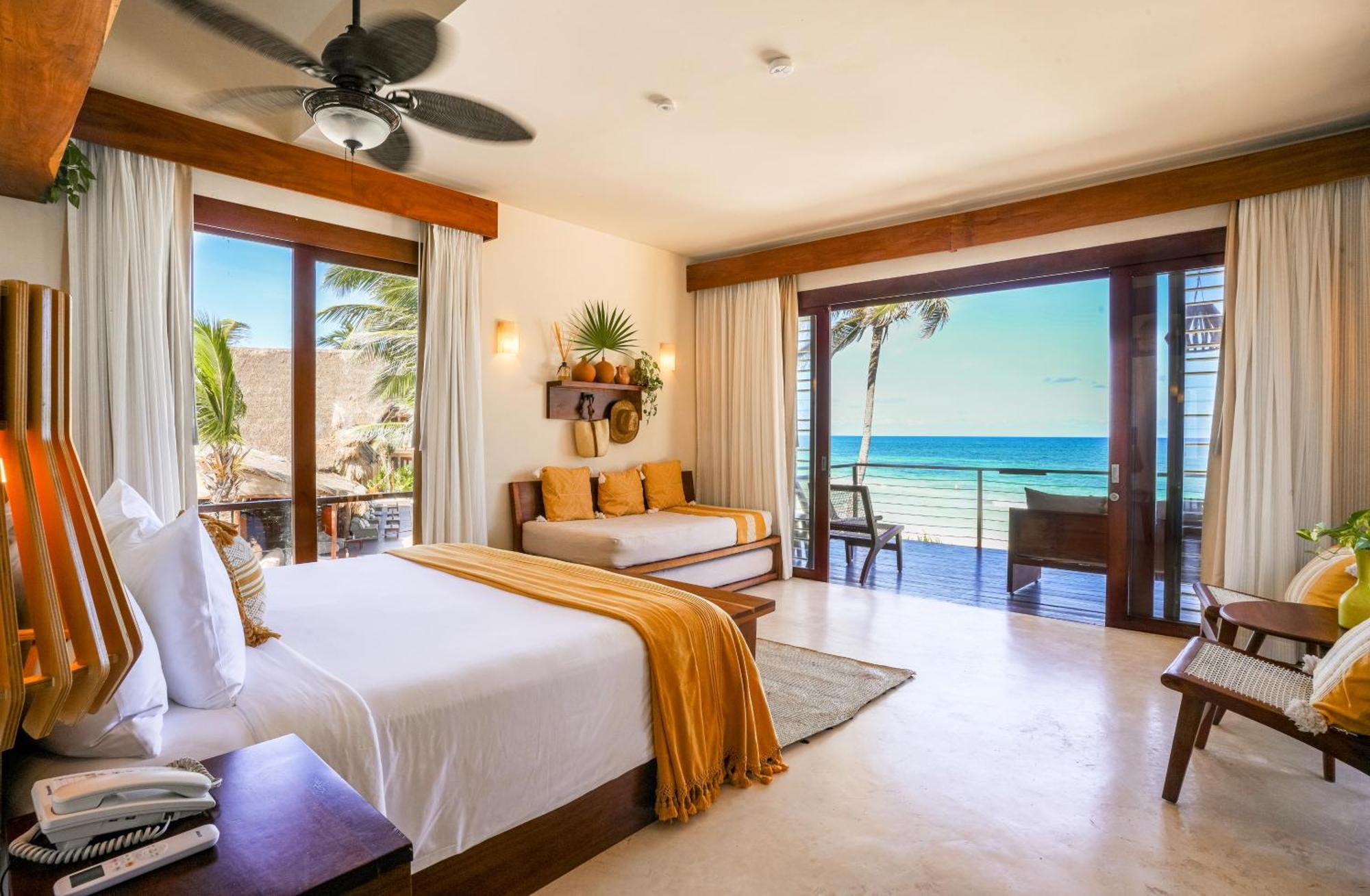 Beachfront Penthouse with Plunge pool.