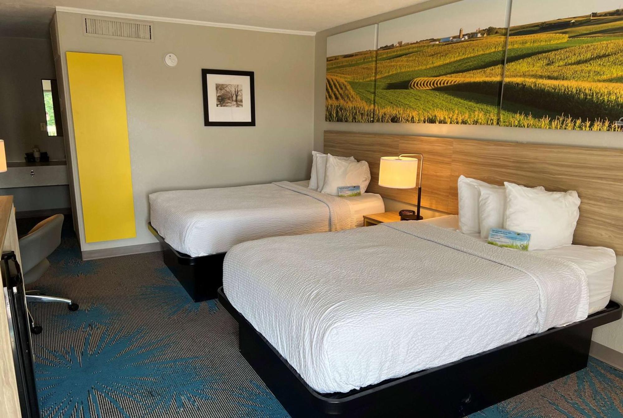 Deluxe Double Room Two Double Beds Non-Smoking