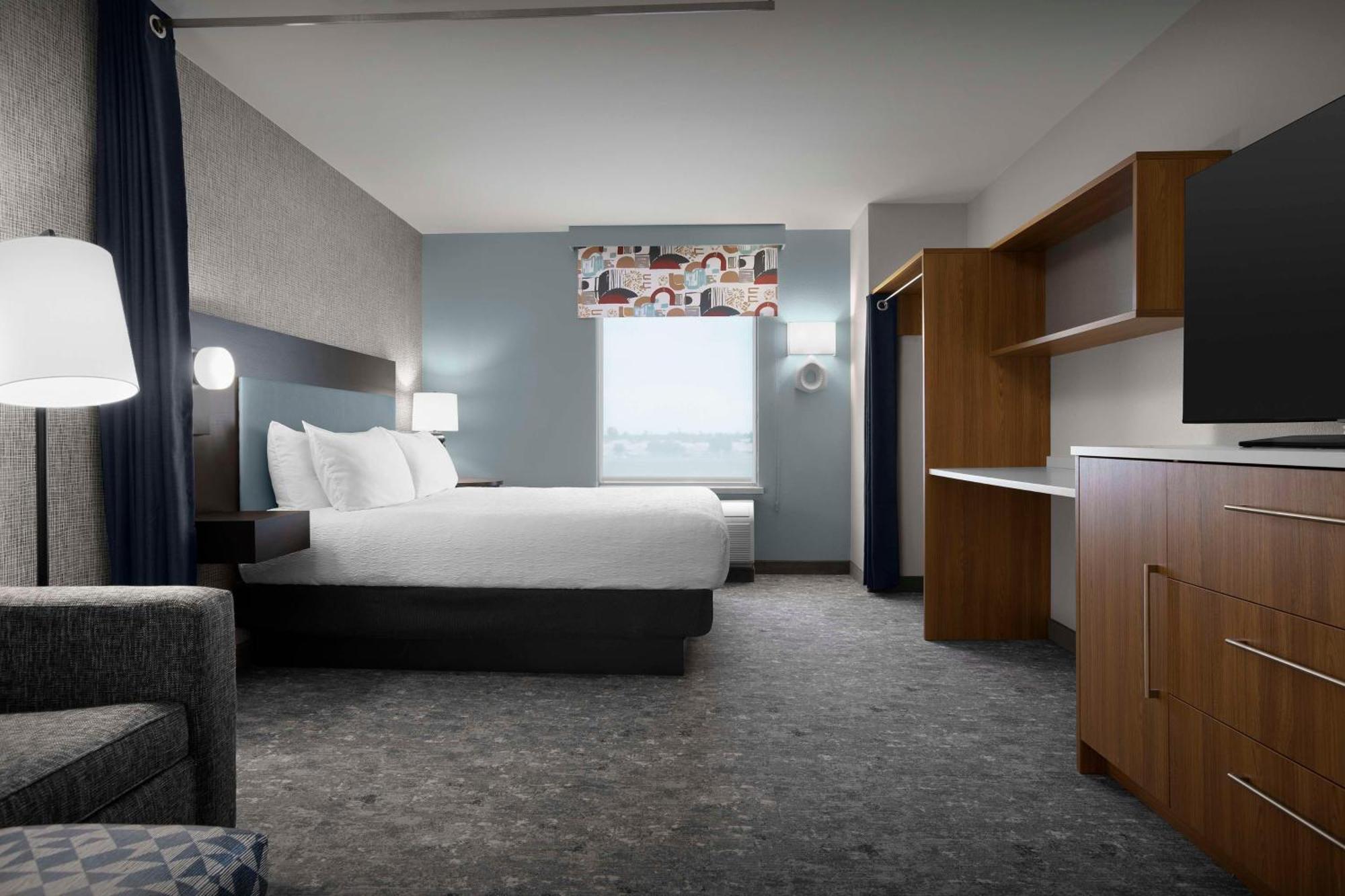 One-Bedroom King Suite Hearing Accessible