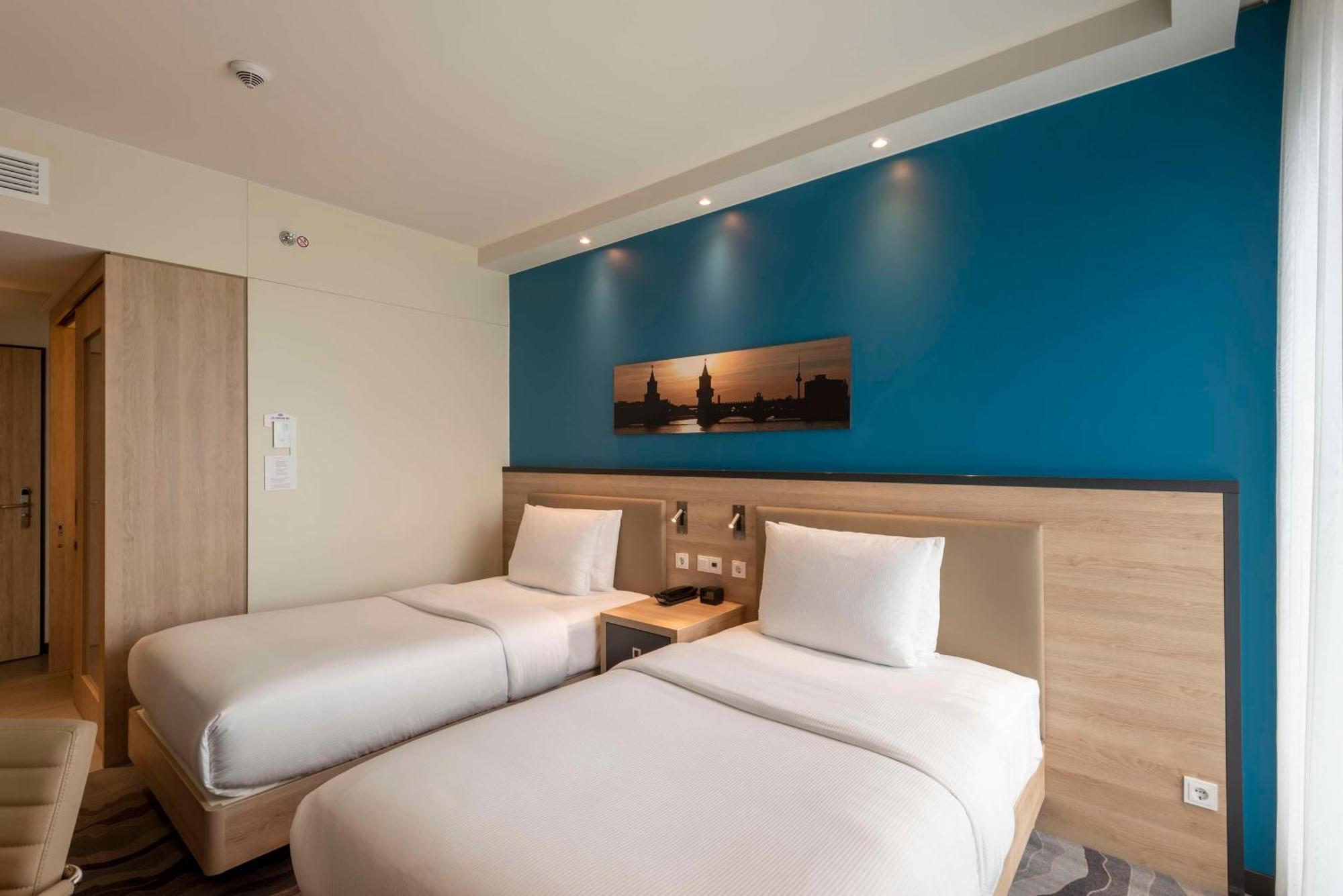Twin Room City View