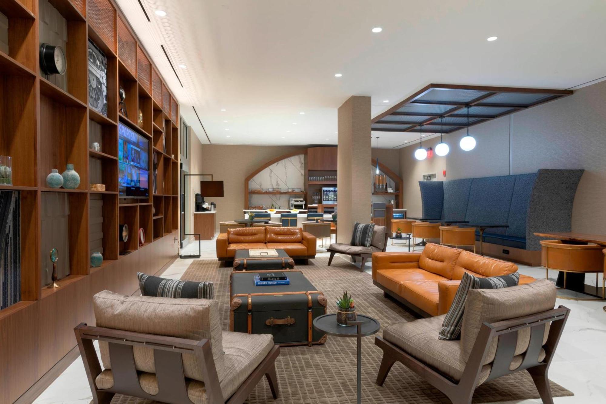 Concierge level Guest room 1 King
