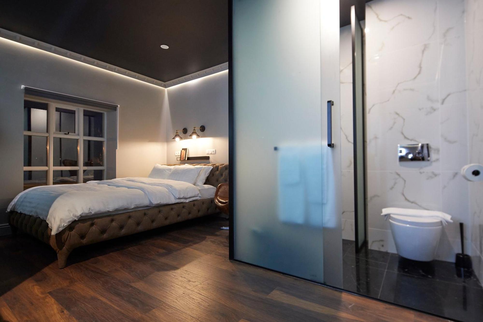 Kamer met Queensize Bed