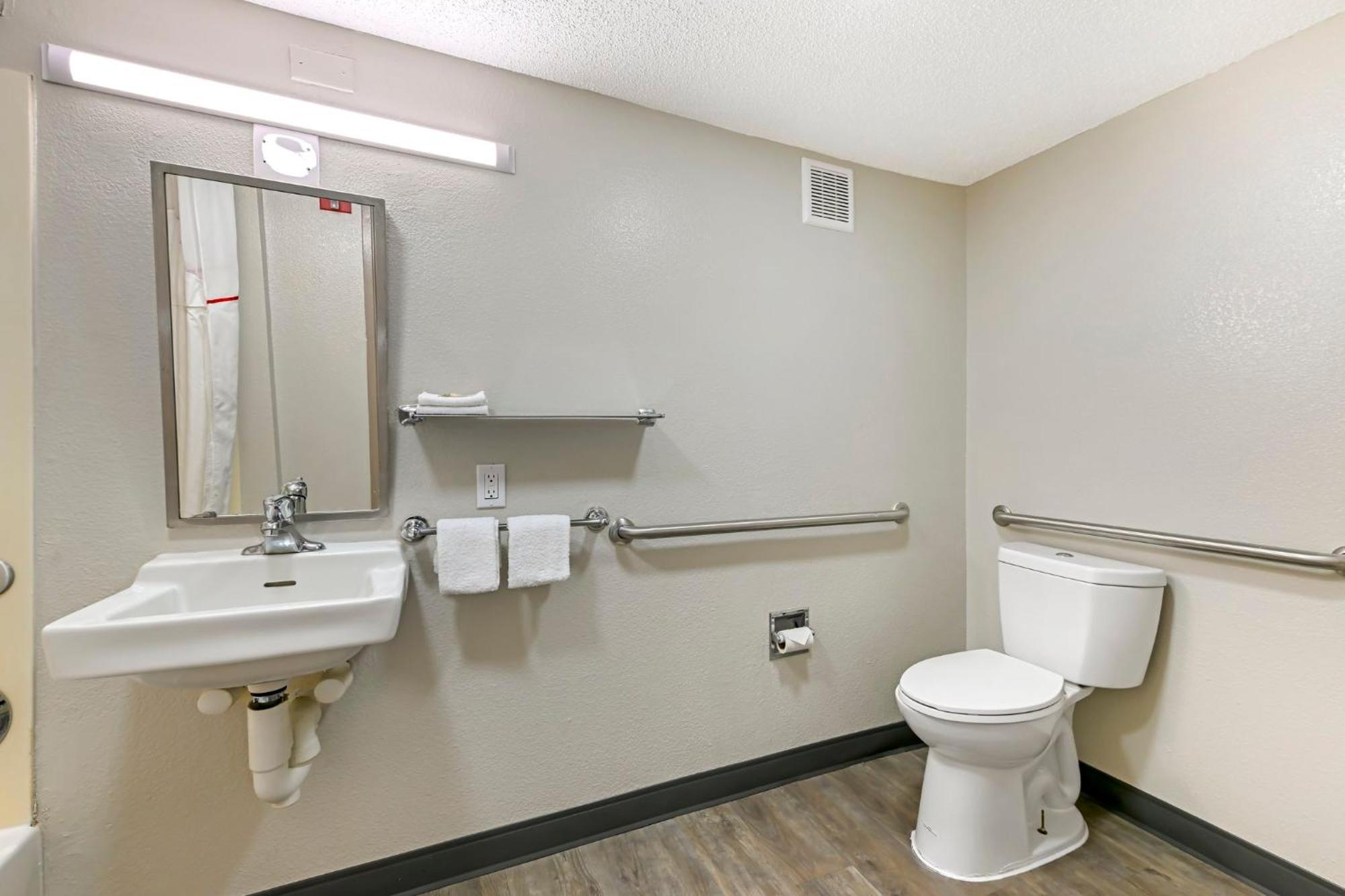 Standard King Room Disability Access Smoke