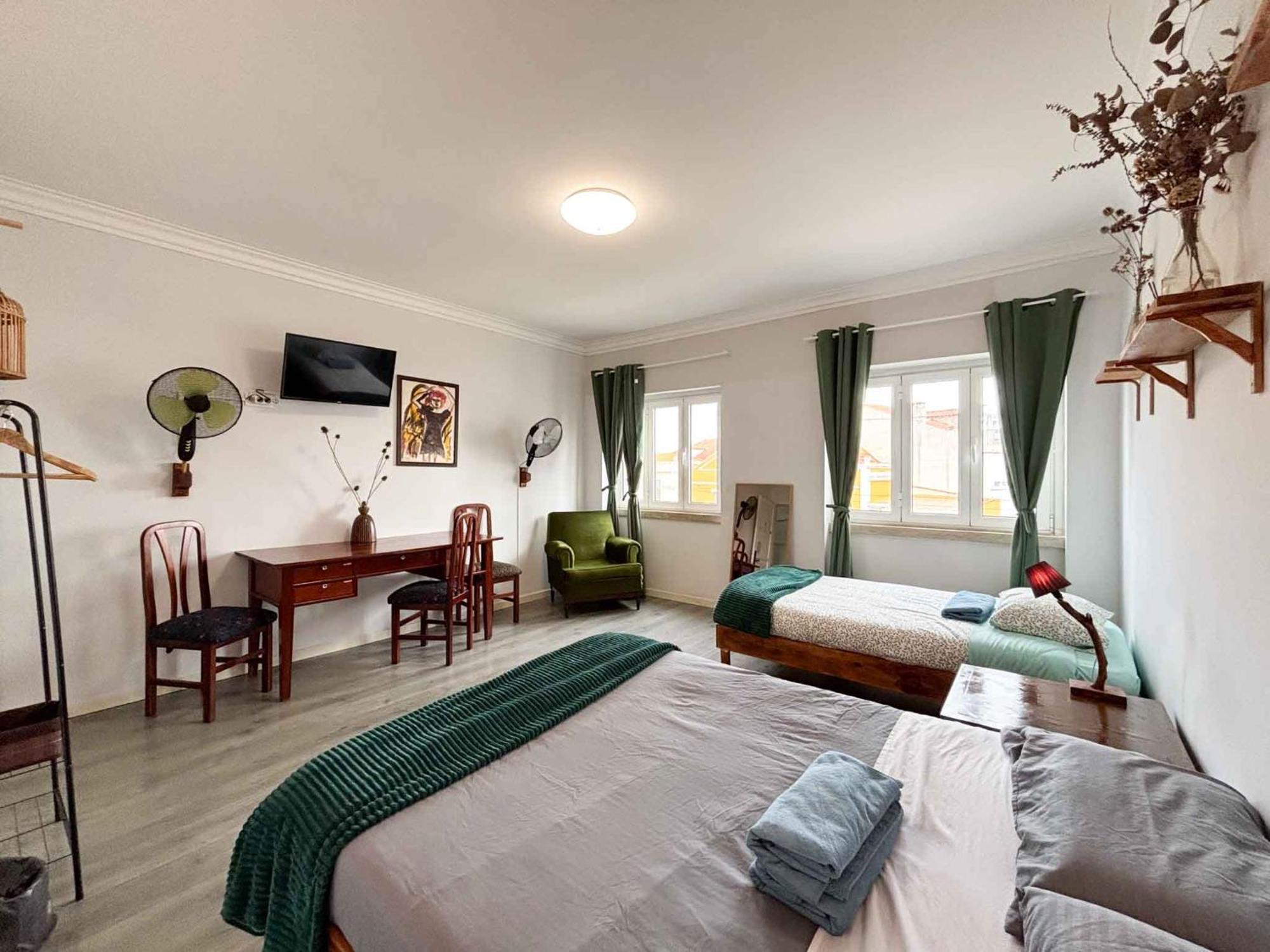 Triple Room