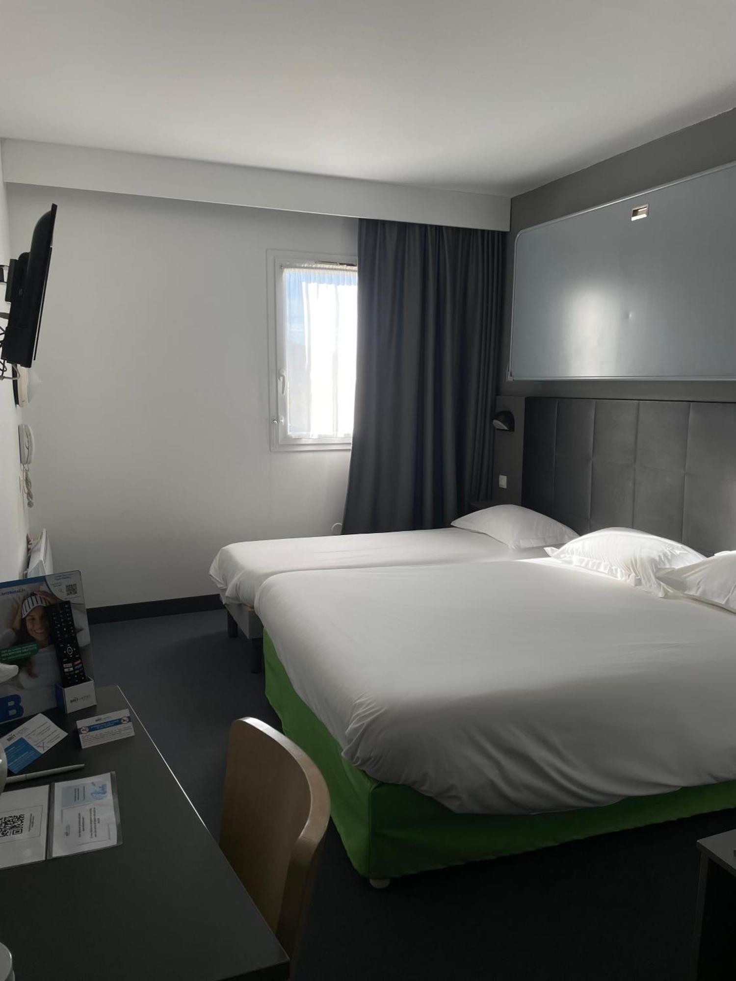 Chambre Triple 2 adultes 1 enfant