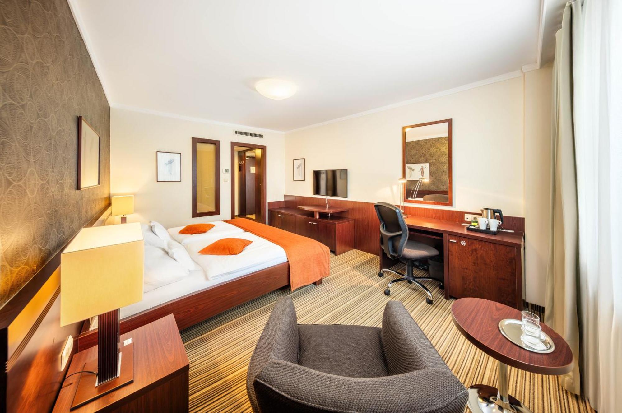 Comfort Double or Twin Room