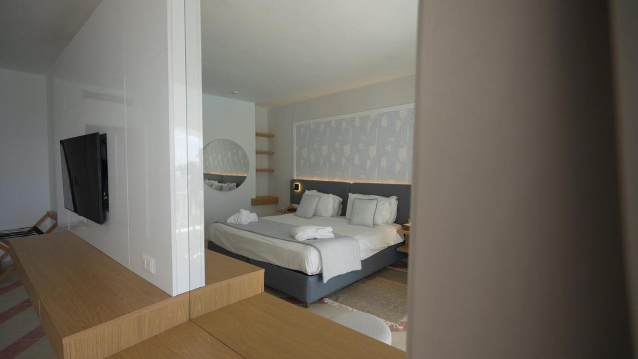 Standard Twin Room Sea View