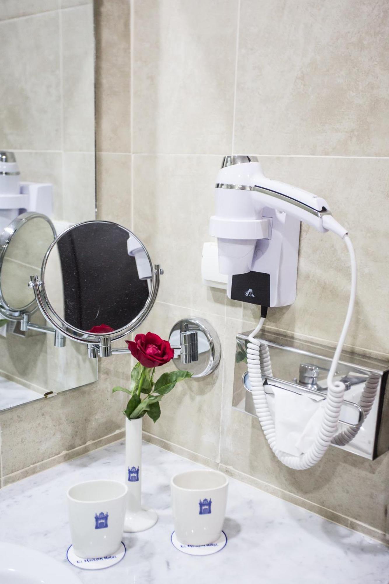 Superior Single Room