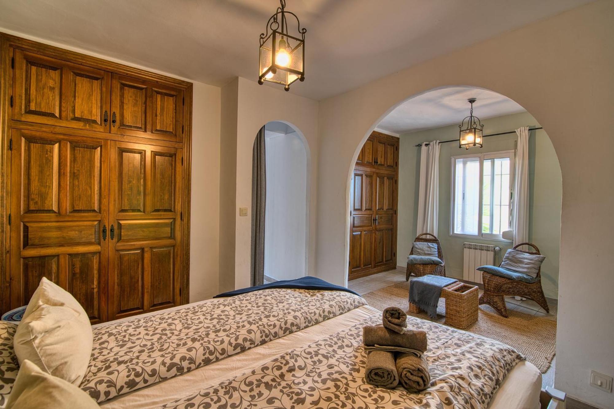 Double Room Private Bathroom