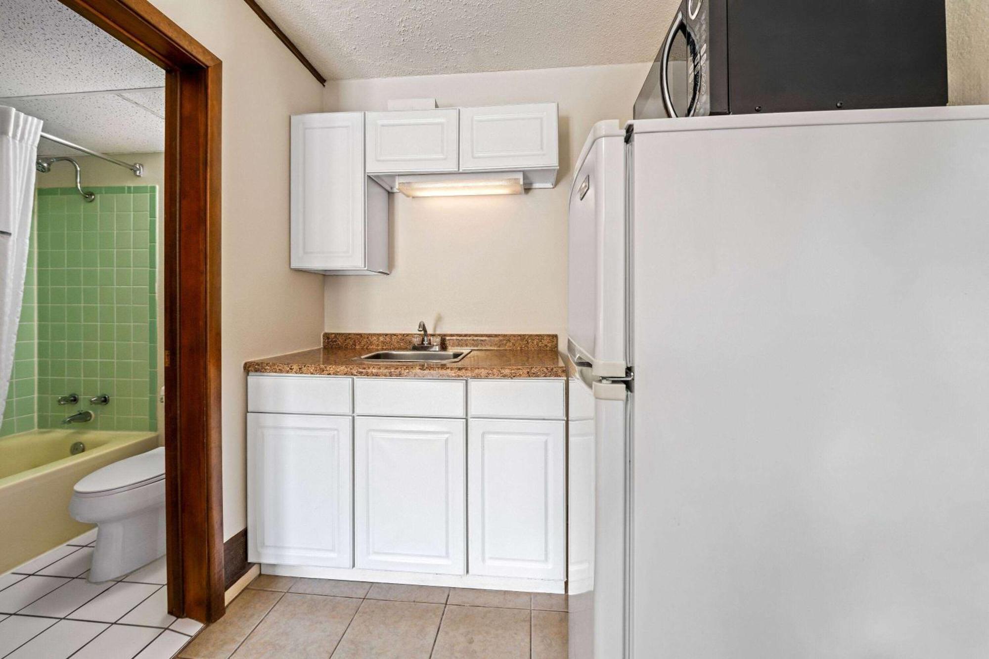 Double Suite,1624780623:JPEG