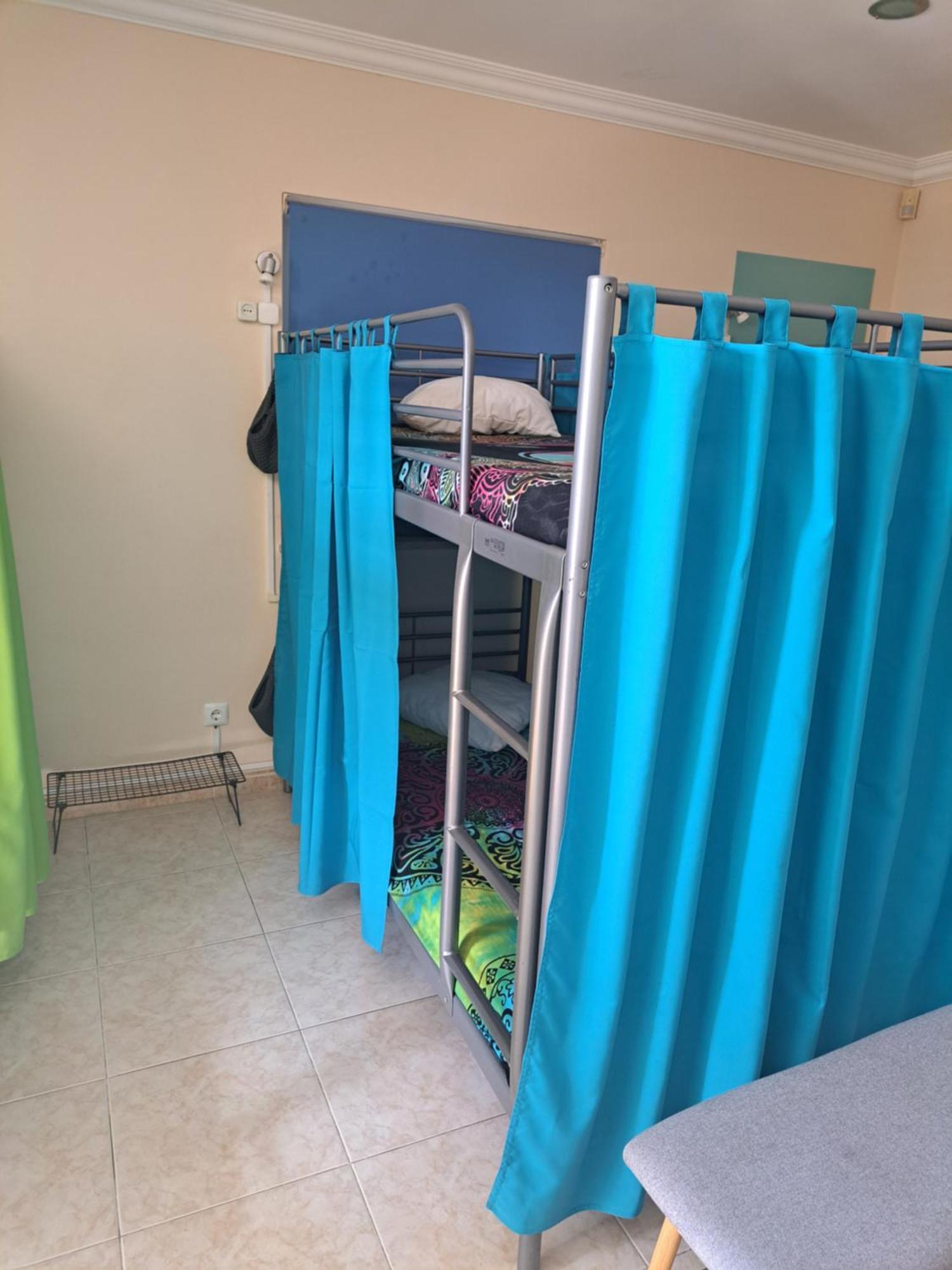 Bed 8-Bed Mixed Dormitory Room