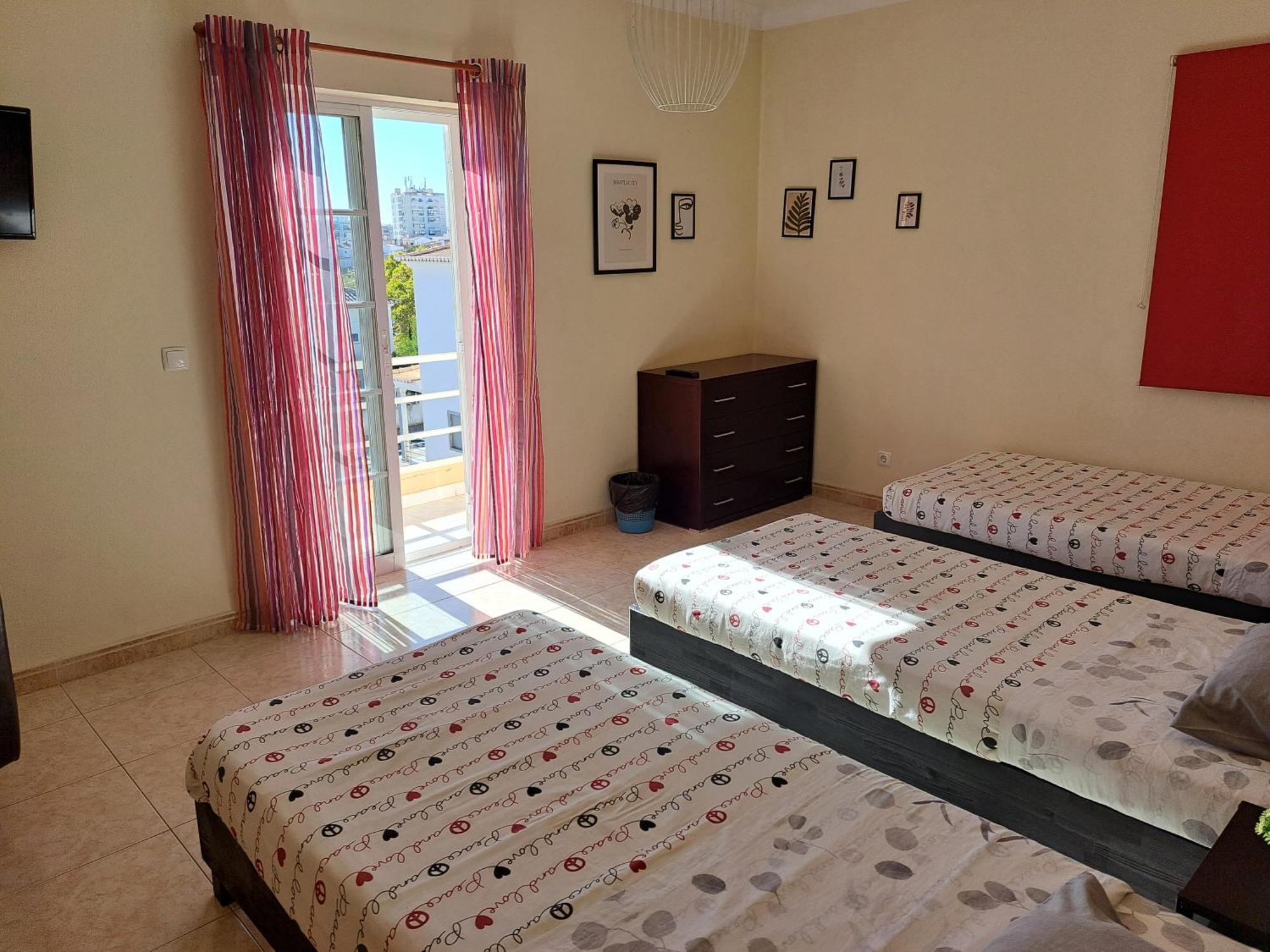 Basic Triple Room