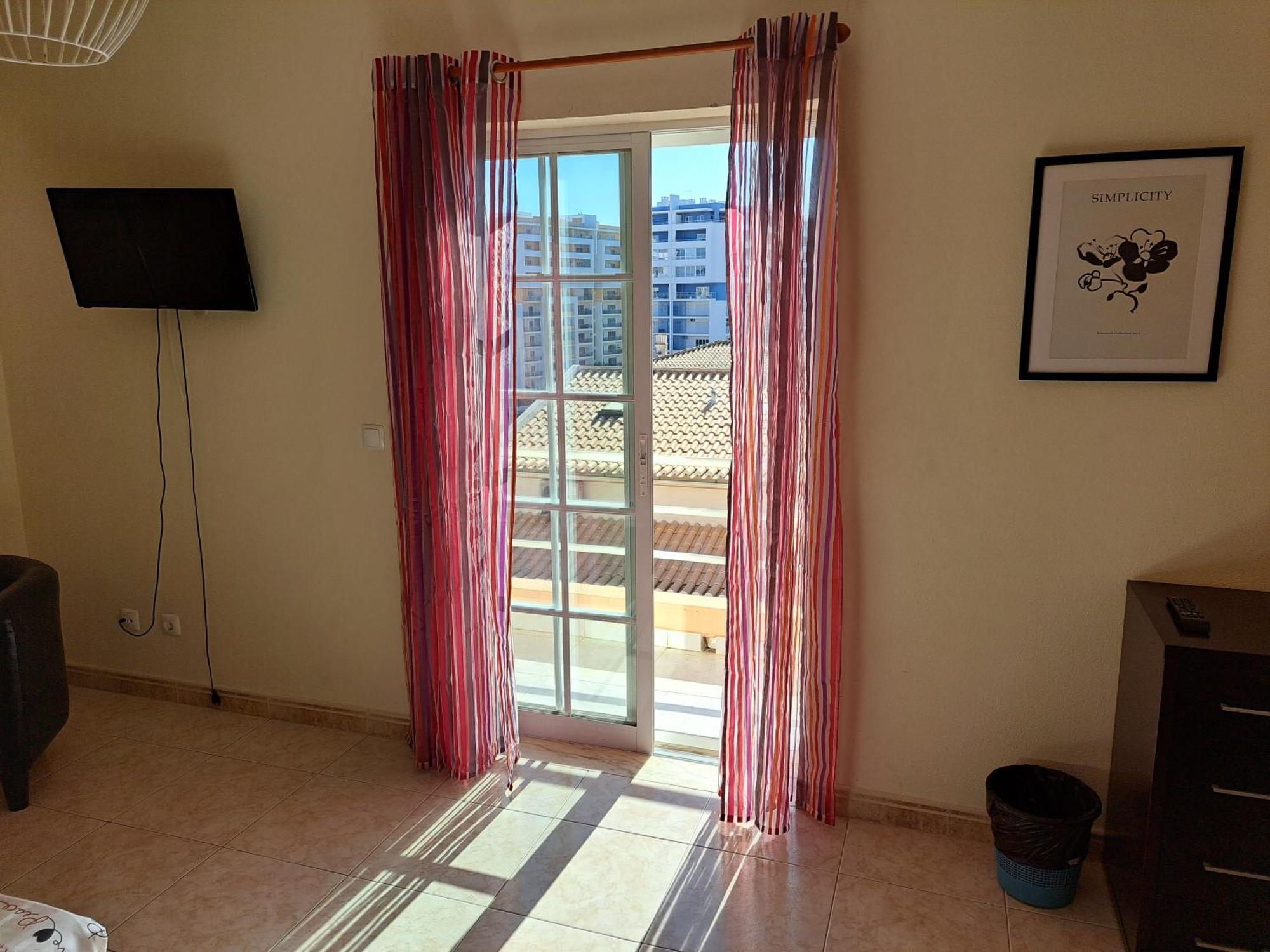 Basic Triple Room