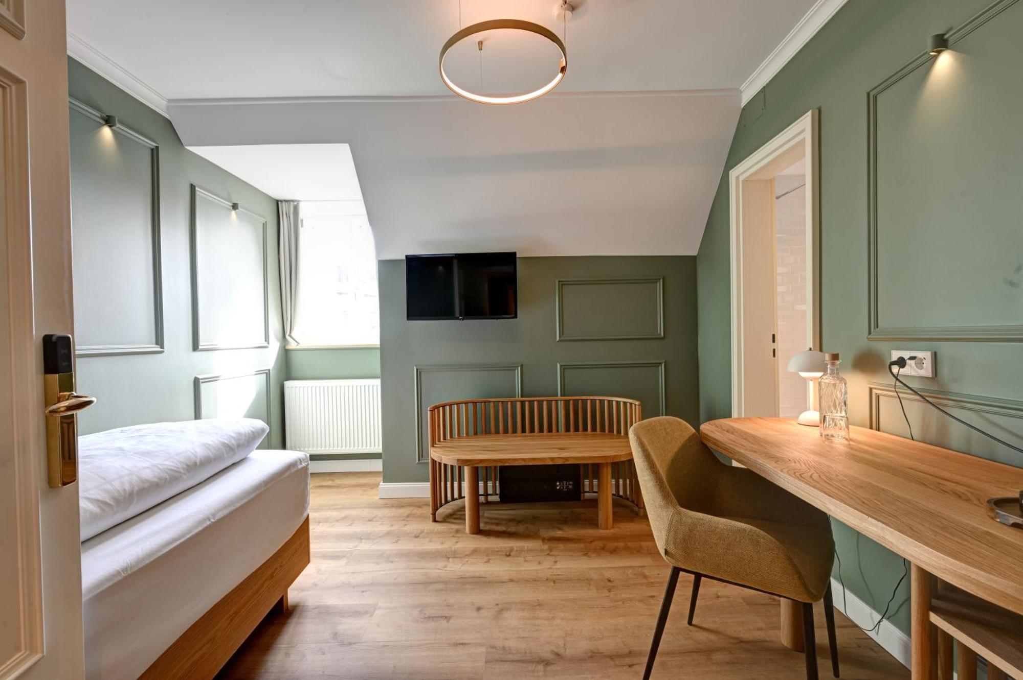 Single Room