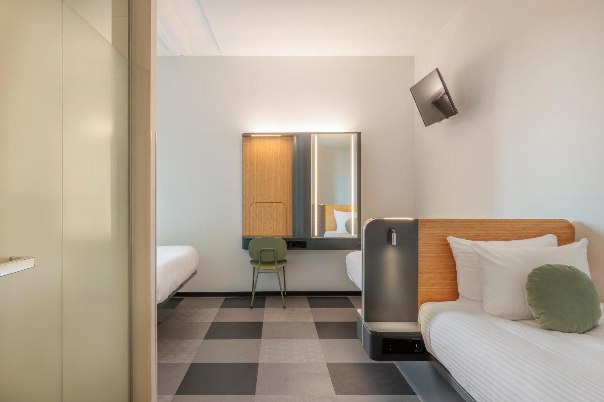 Quadruple Room Disability Access