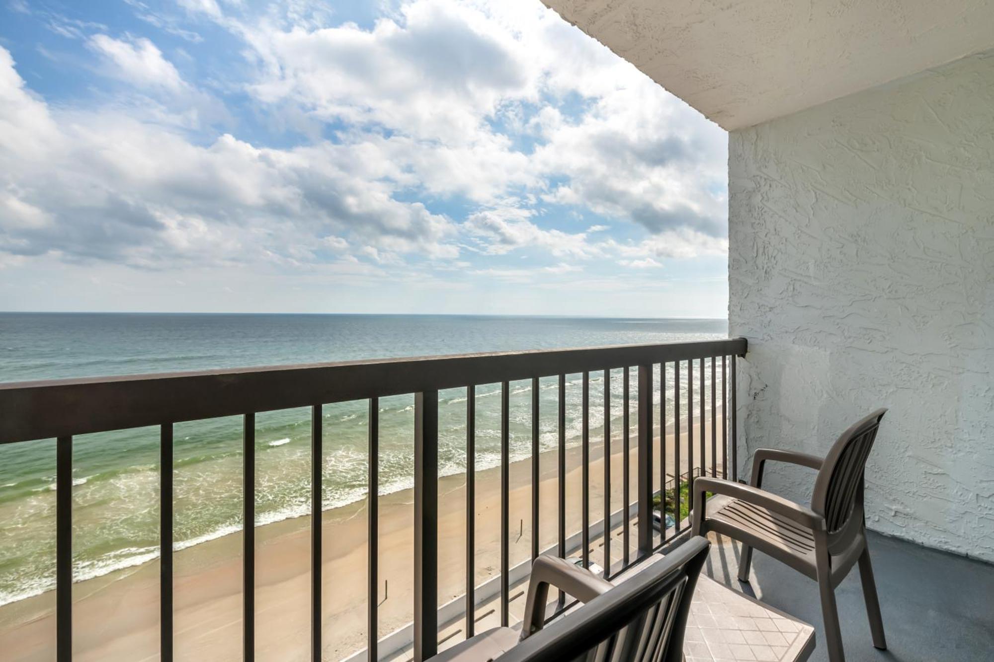 Deluxe King Oceanfront