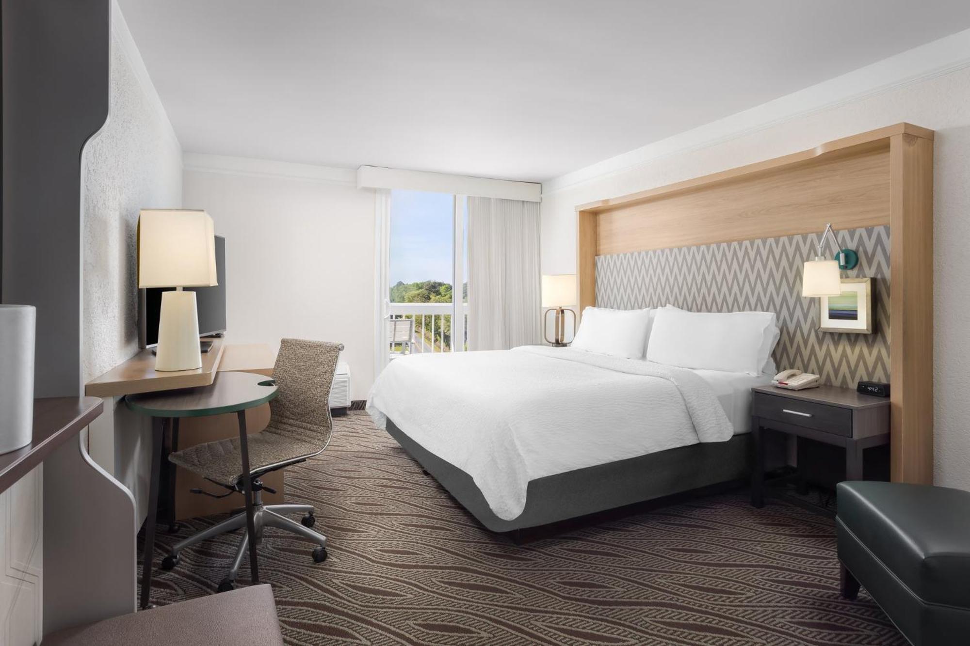 King Bed Premium Room Balcony