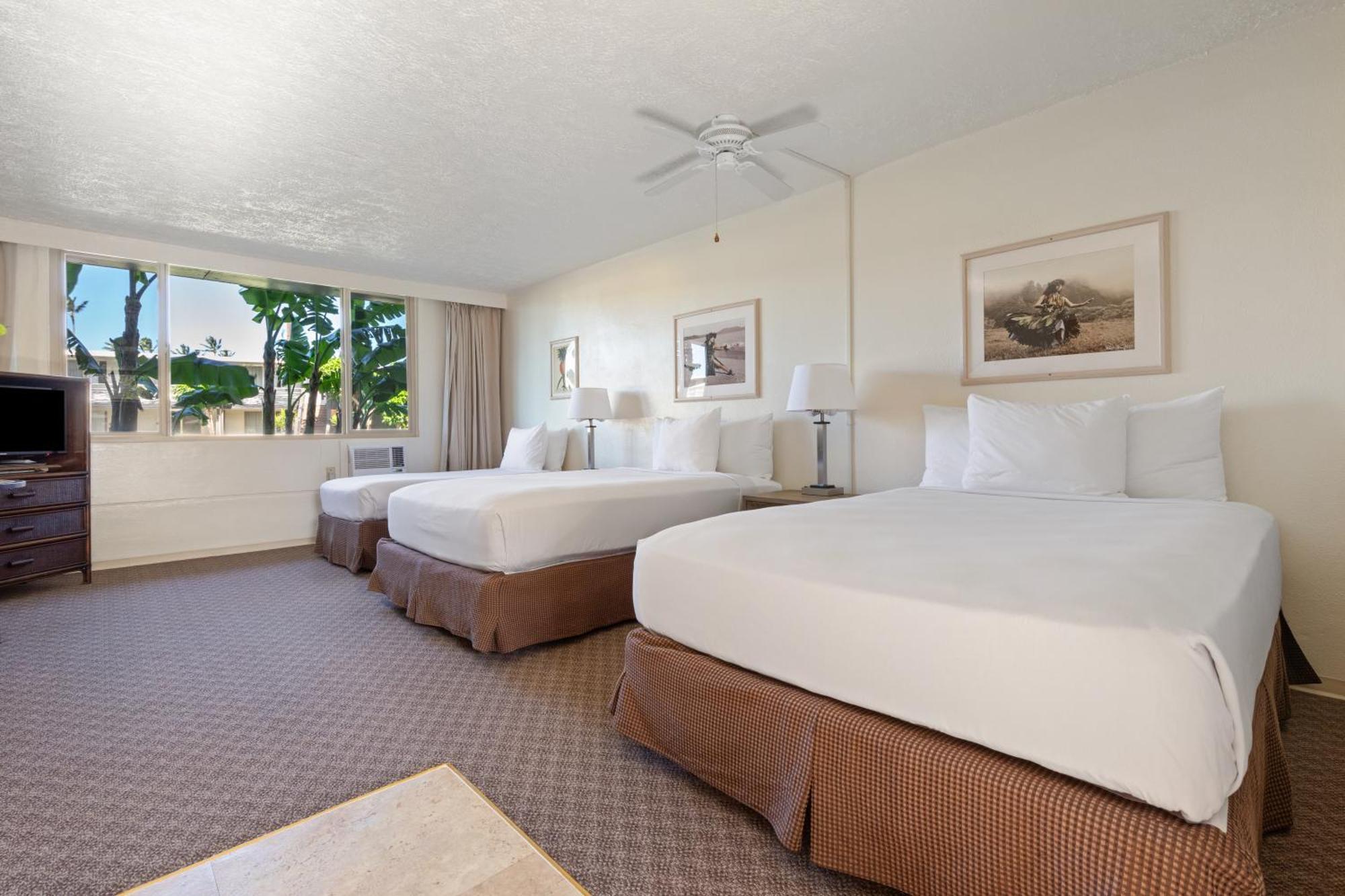 Poolside Three Beds