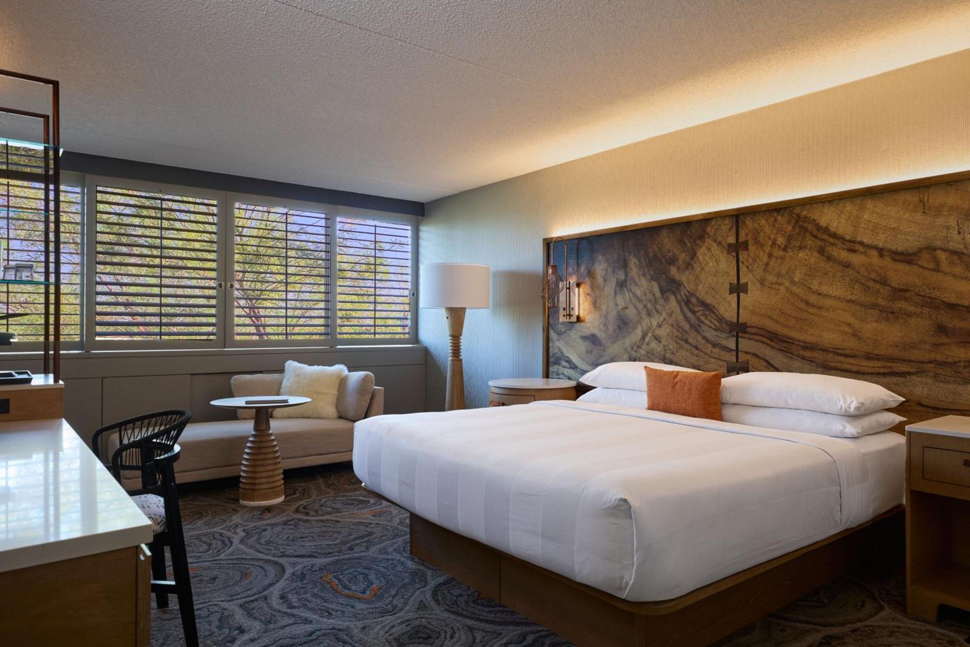 King Room King Bed