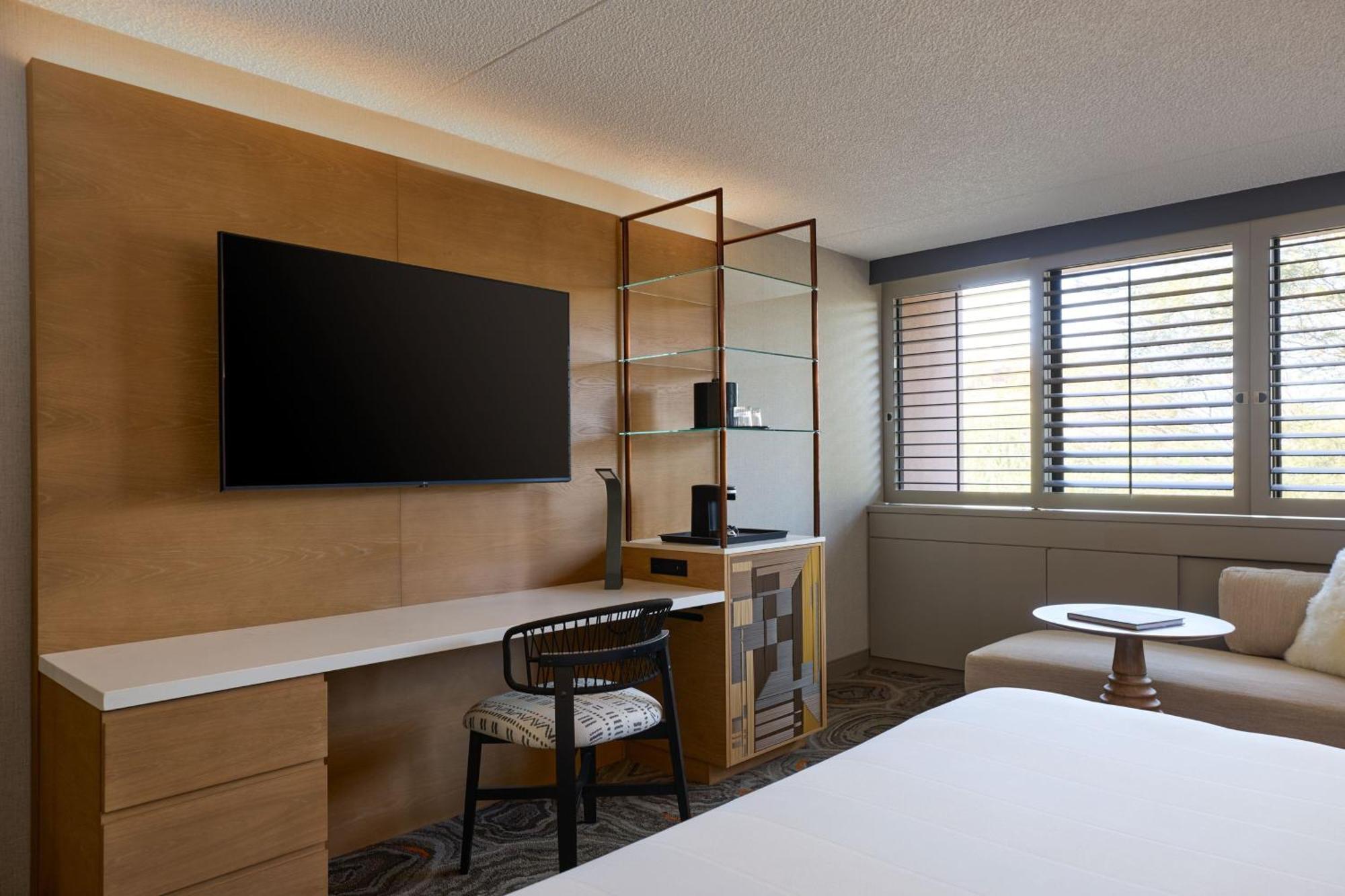King Room King Bed