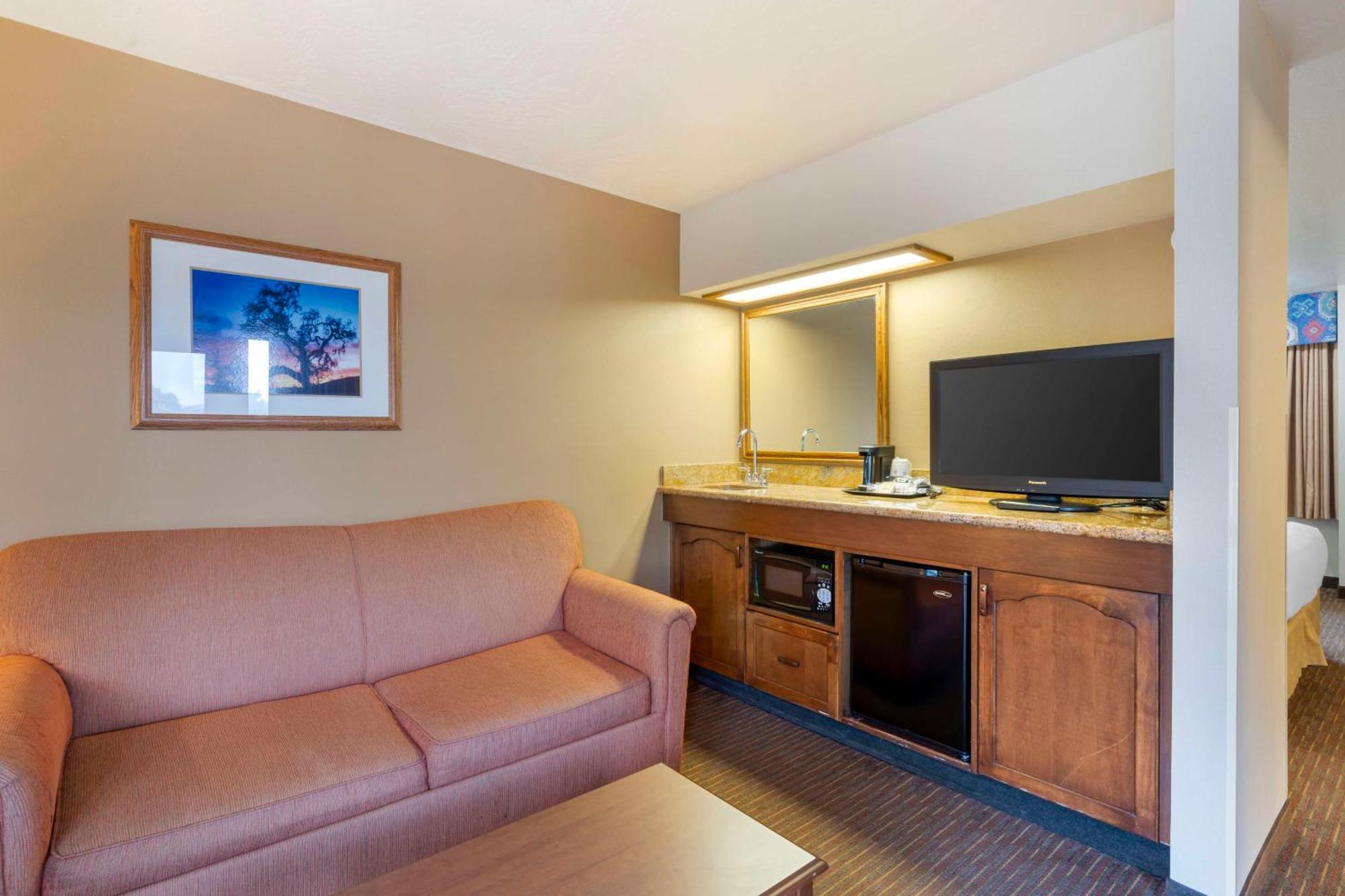 King Room Poolside
