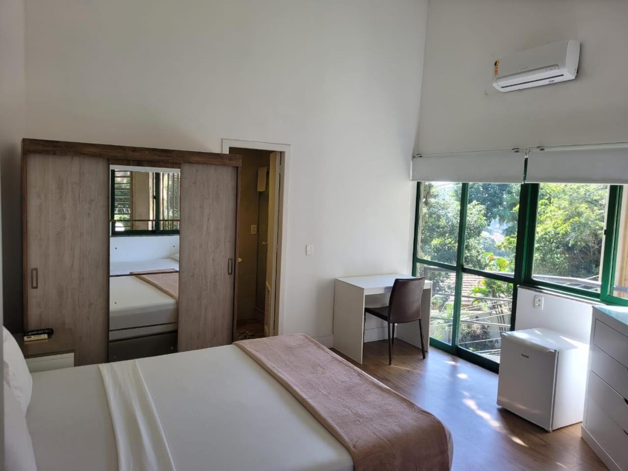Suite com Vista do Jardim