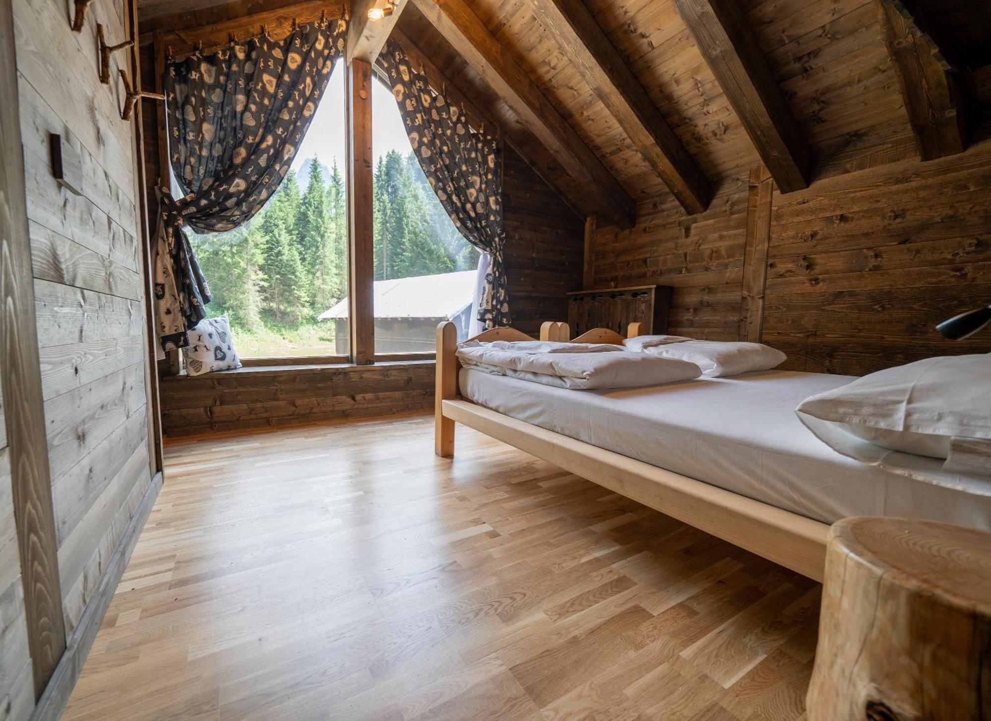 Superior Chalet