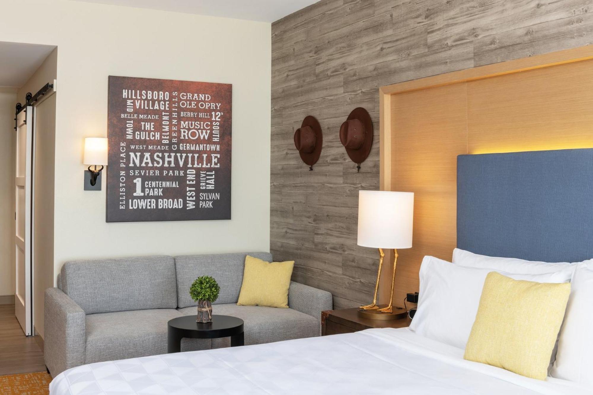 Standard King Room