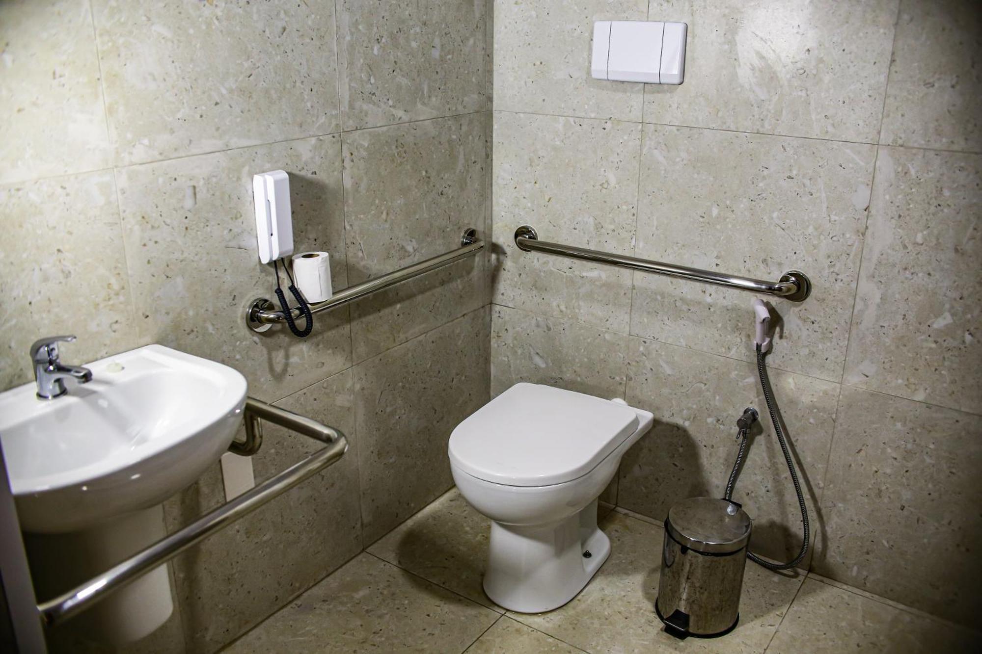 Queen Room Disability Access