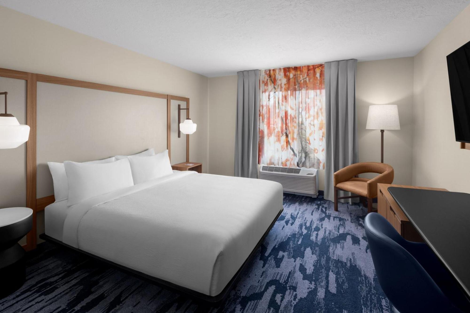 King Room Roll Shower Mobility Access or Hearing Accessible
