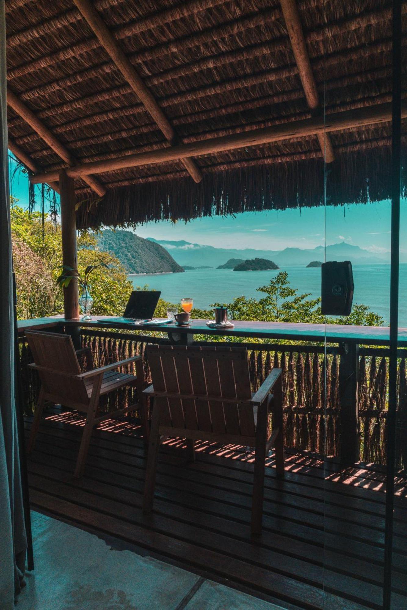 Deluxe Suite Sea View