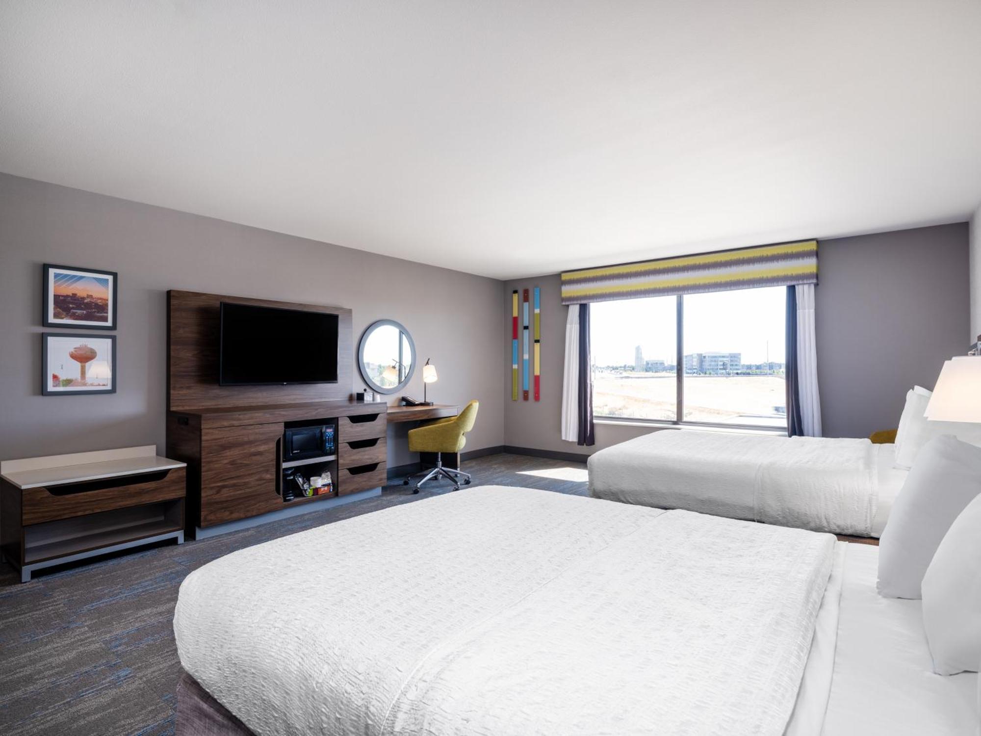 Room with Two Queen Beds - Non-Smoking