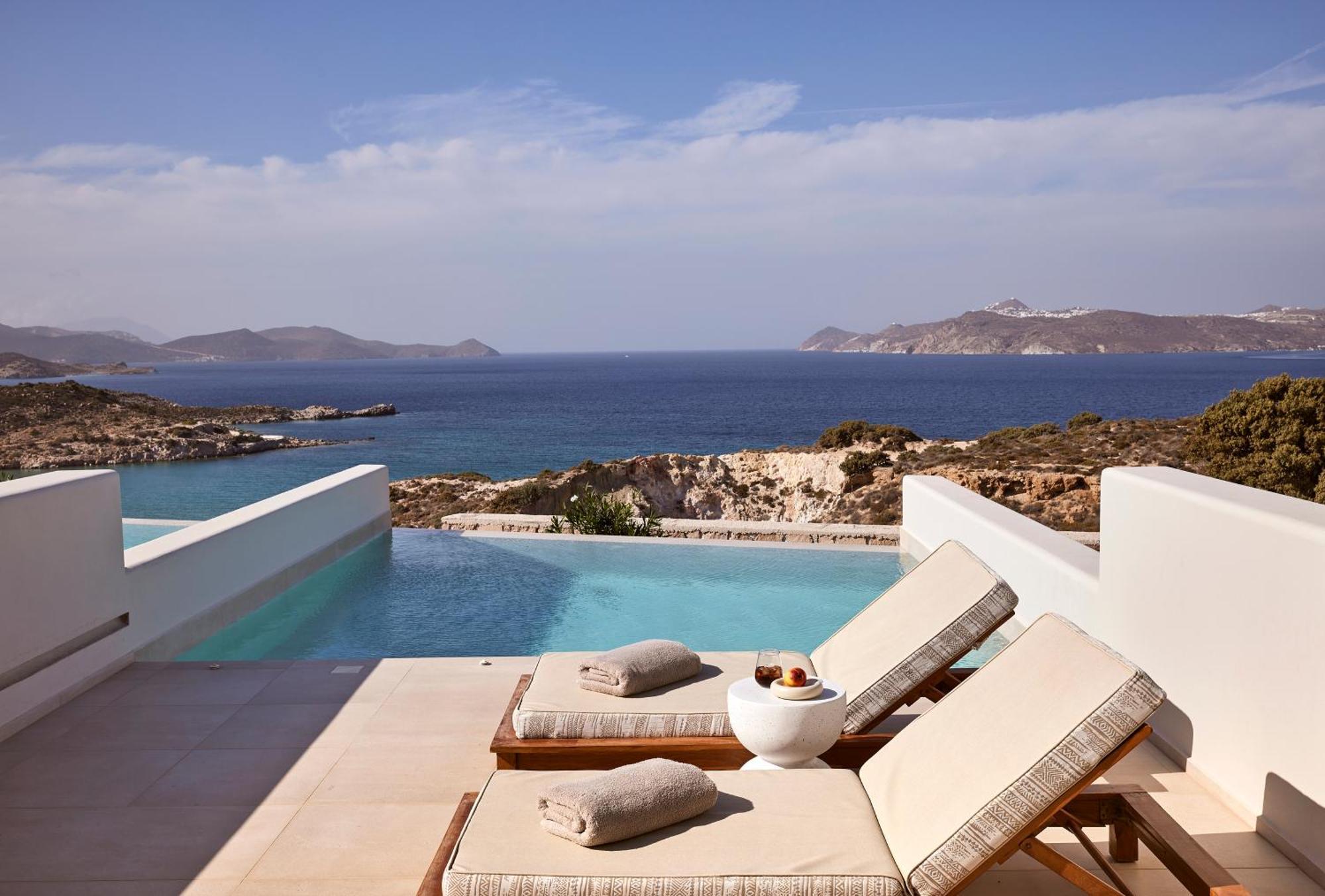Grande Suite avec Piscine Privée - Vue sur Mer