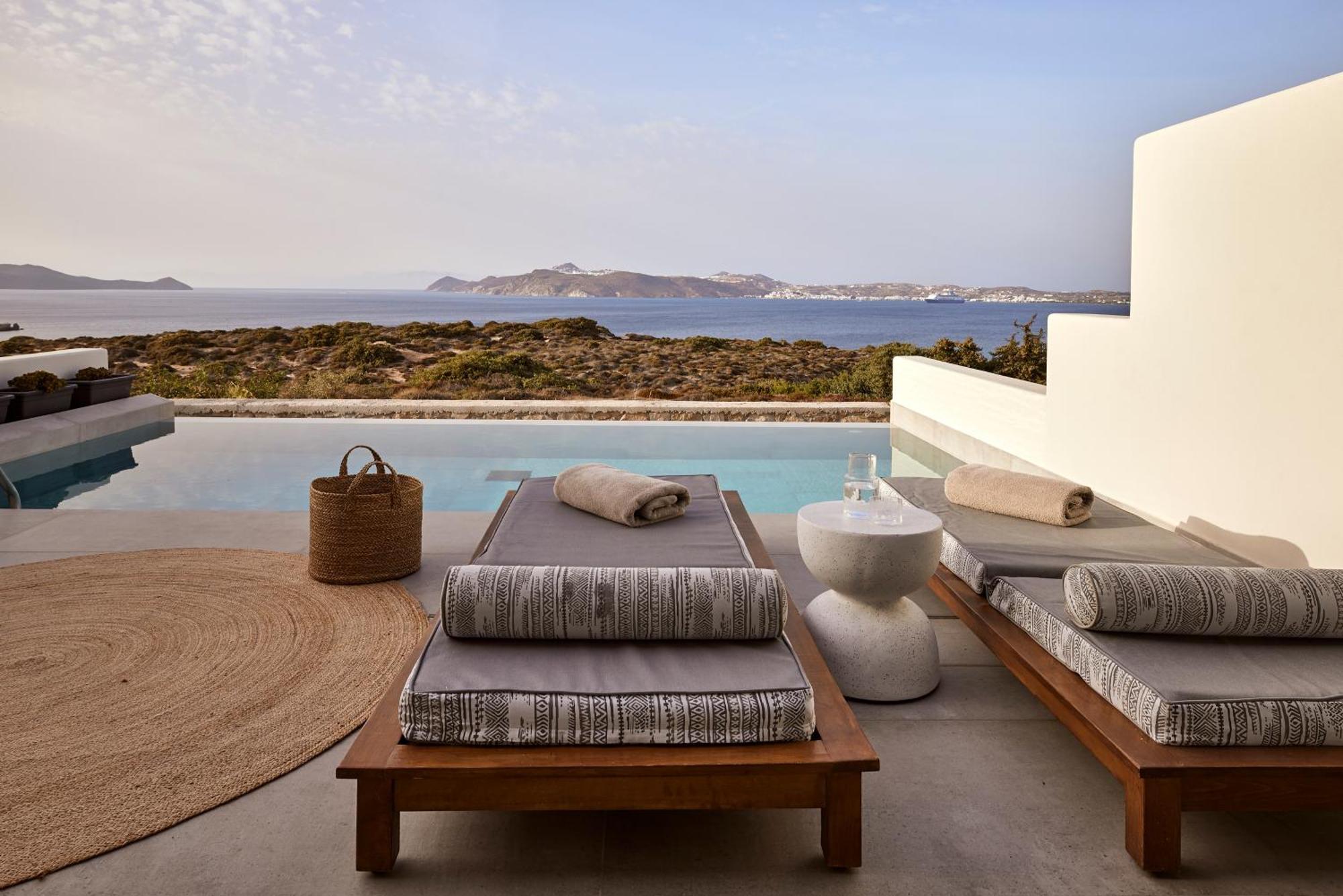 Suite Familiale avec Piscine Privée - Vue sur Mer