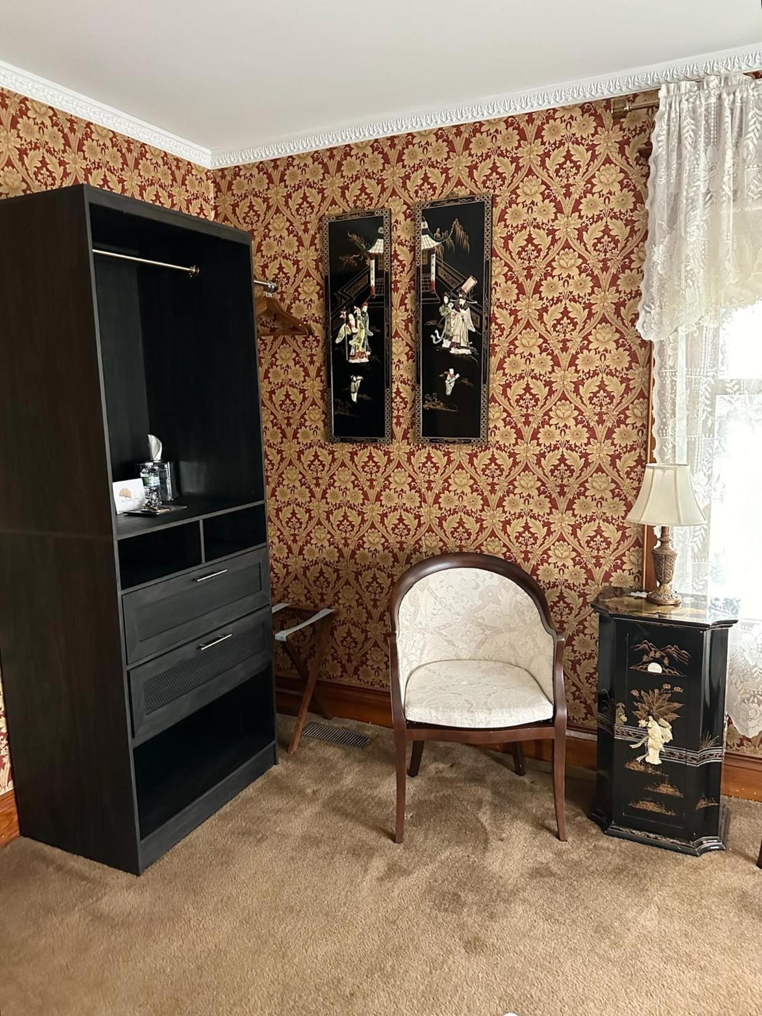King Room (Scarlet Maple)