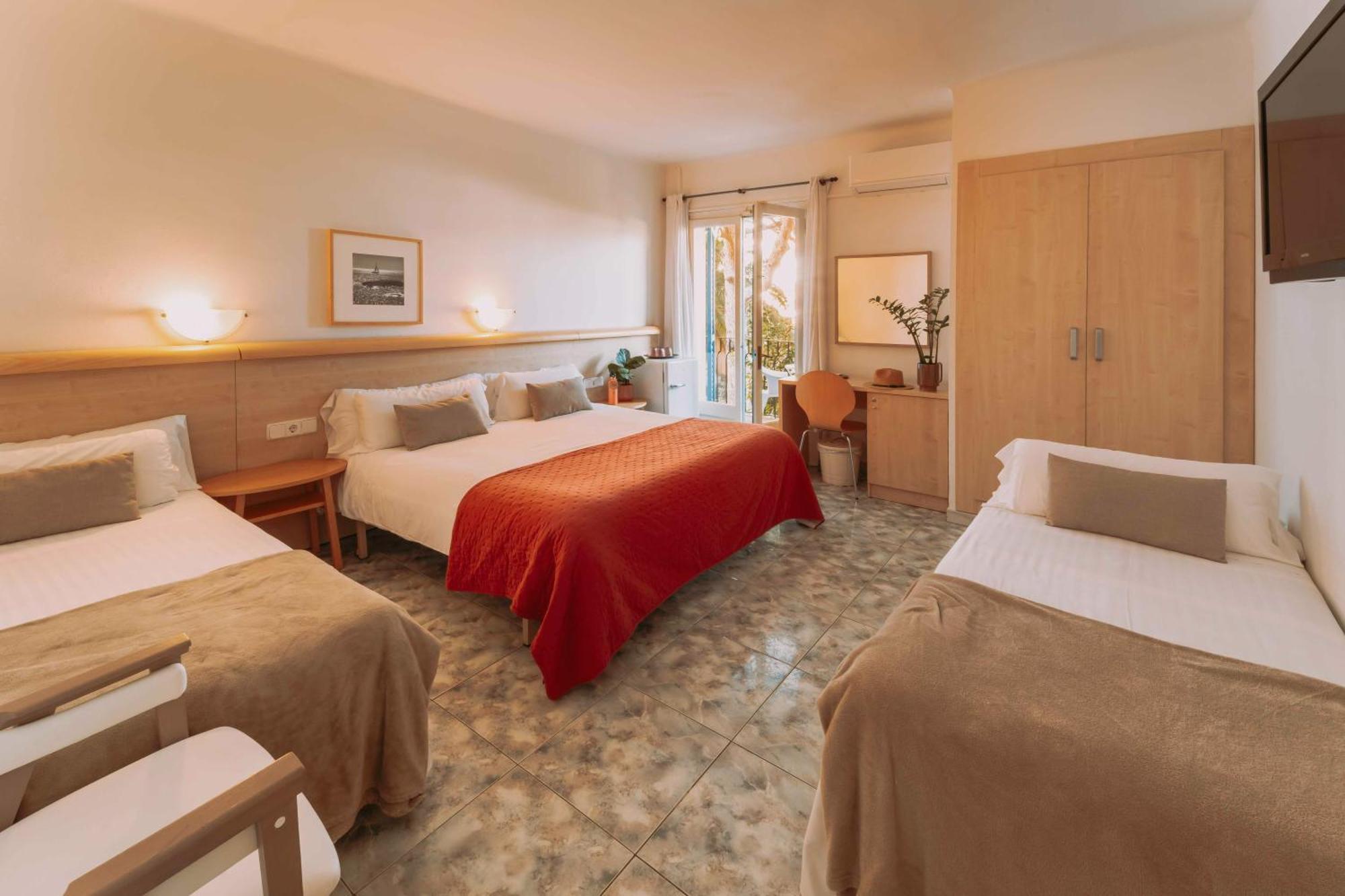 Quadruple Room Balcony