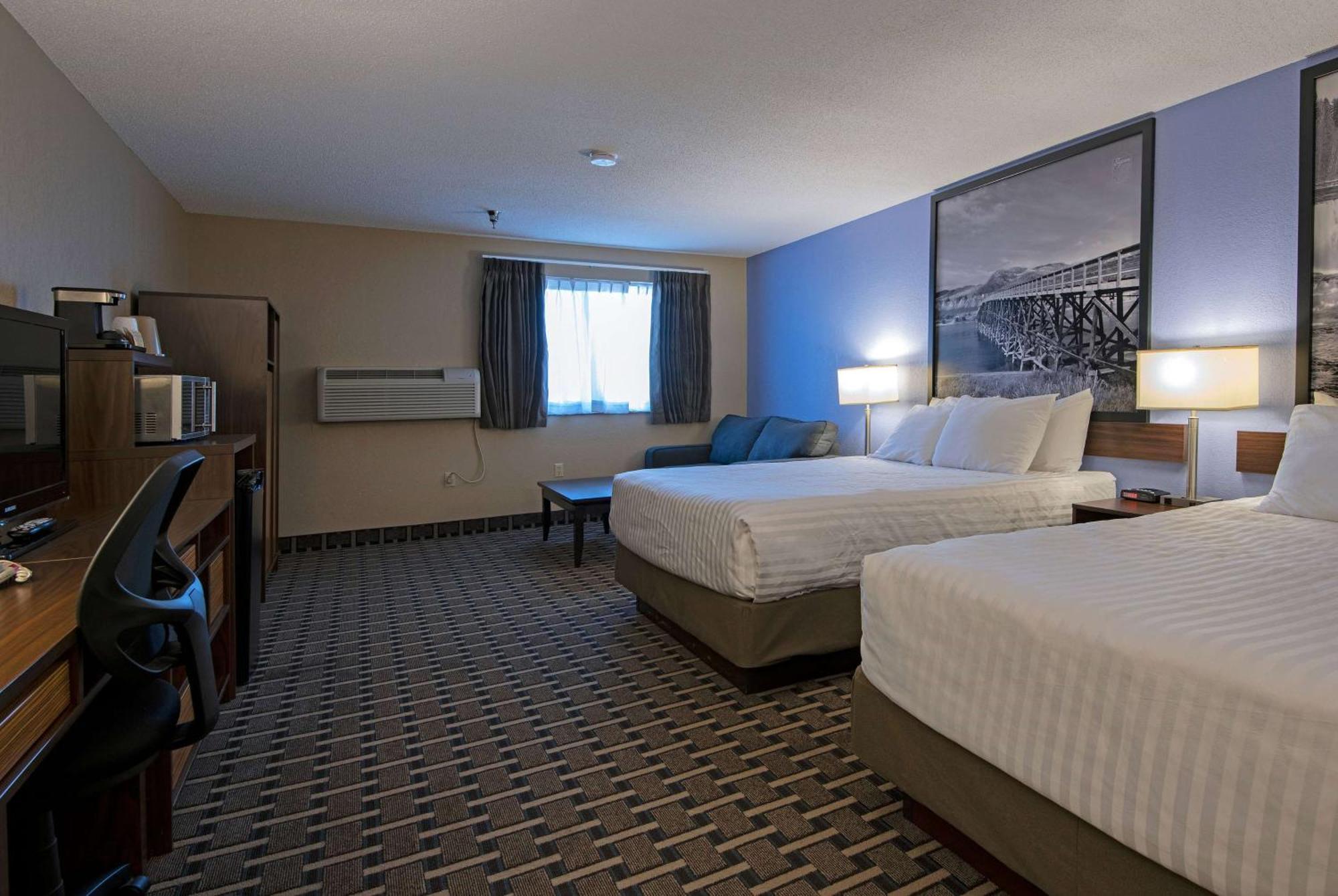 Studio Suite Two Queen Beds Non-Smoking