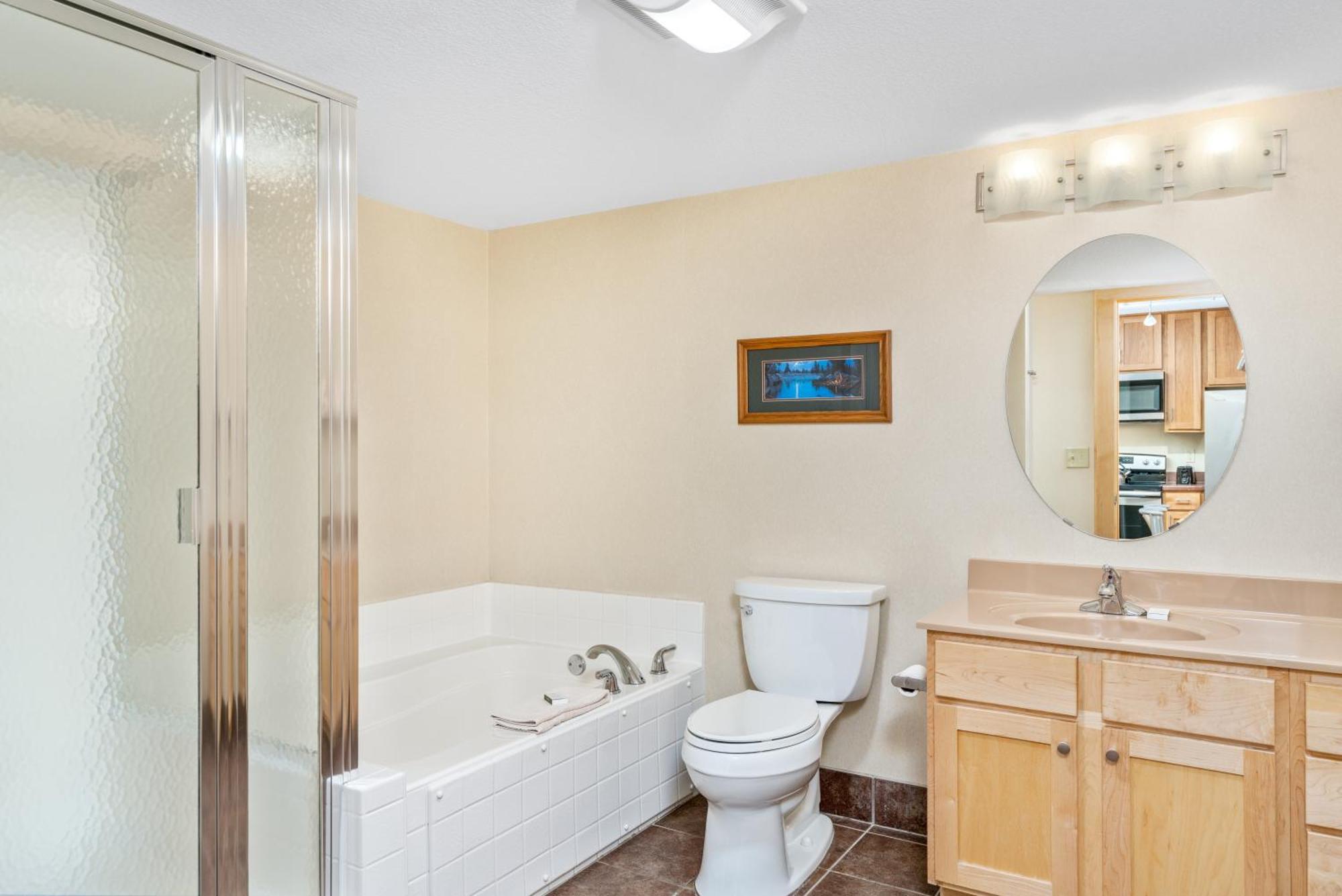 One-Bedroom Lakeside Suite