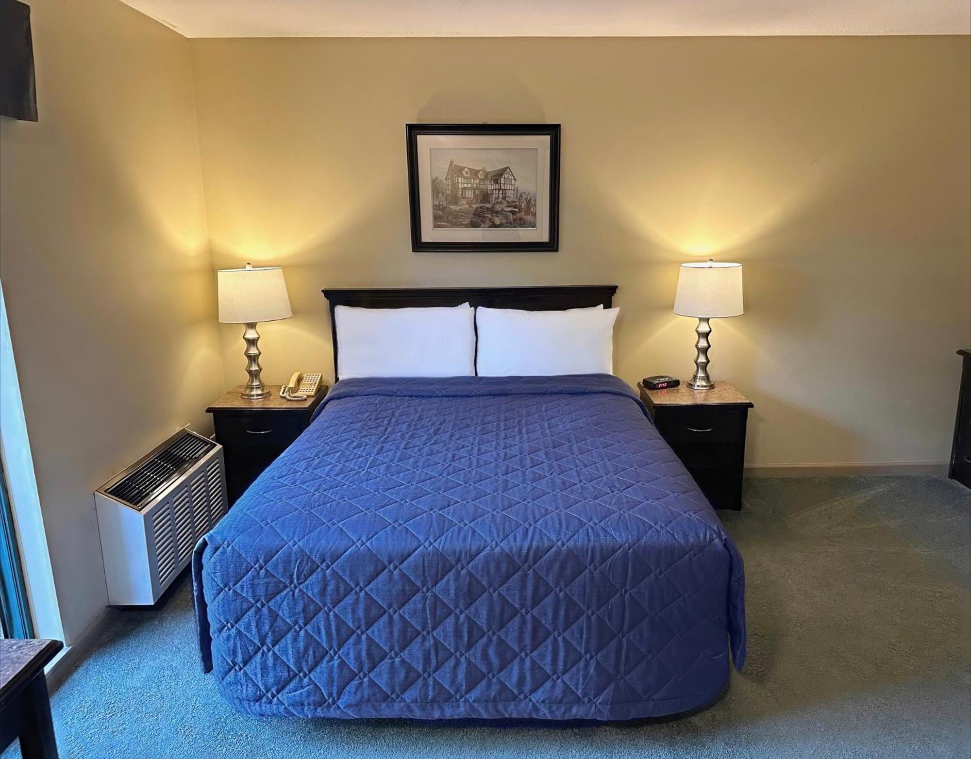 Queen Room
