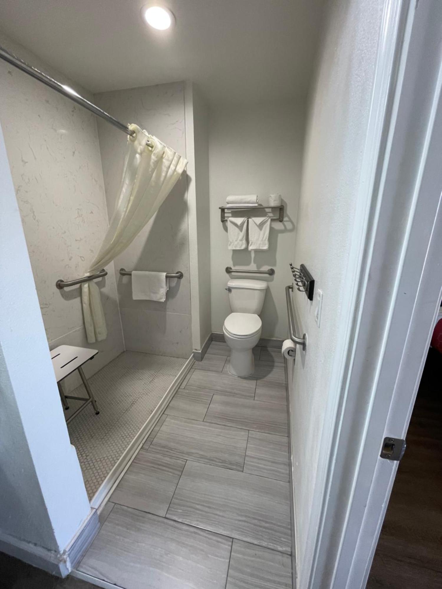 King Room - Disability Access