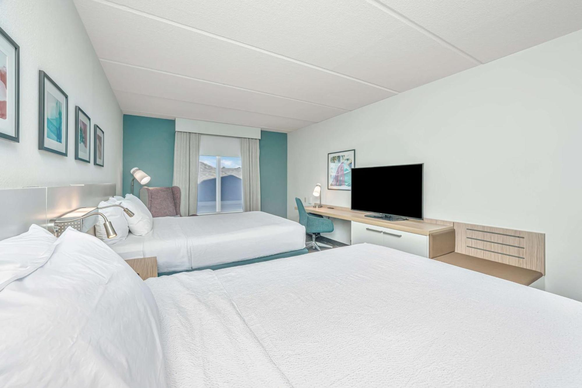 Queen Room Two Queen Beds