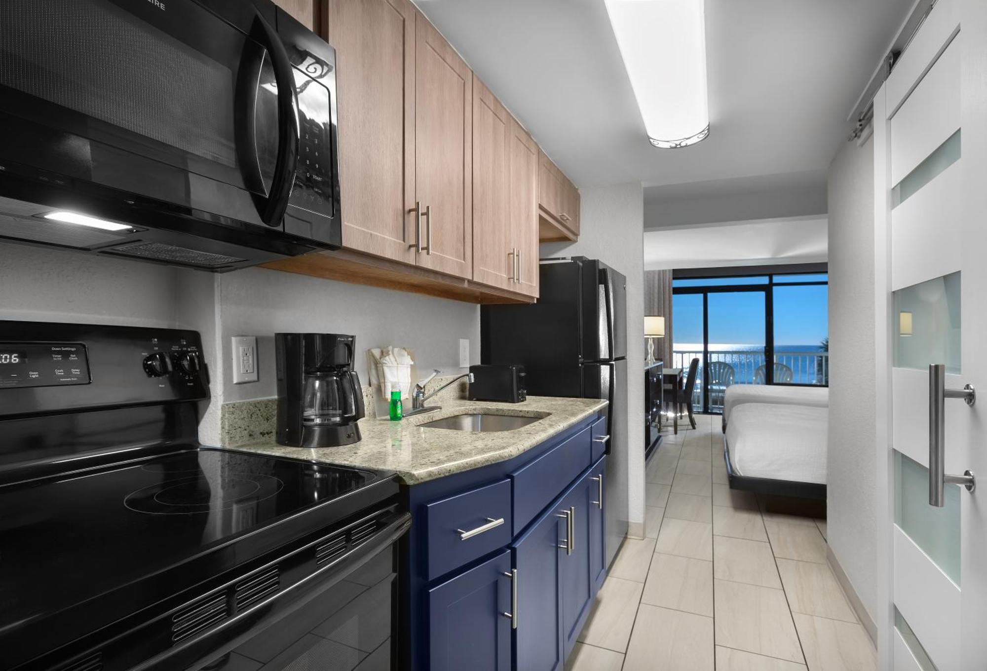 Oceanfront Queen Room Two Queen Beds Kitchenette