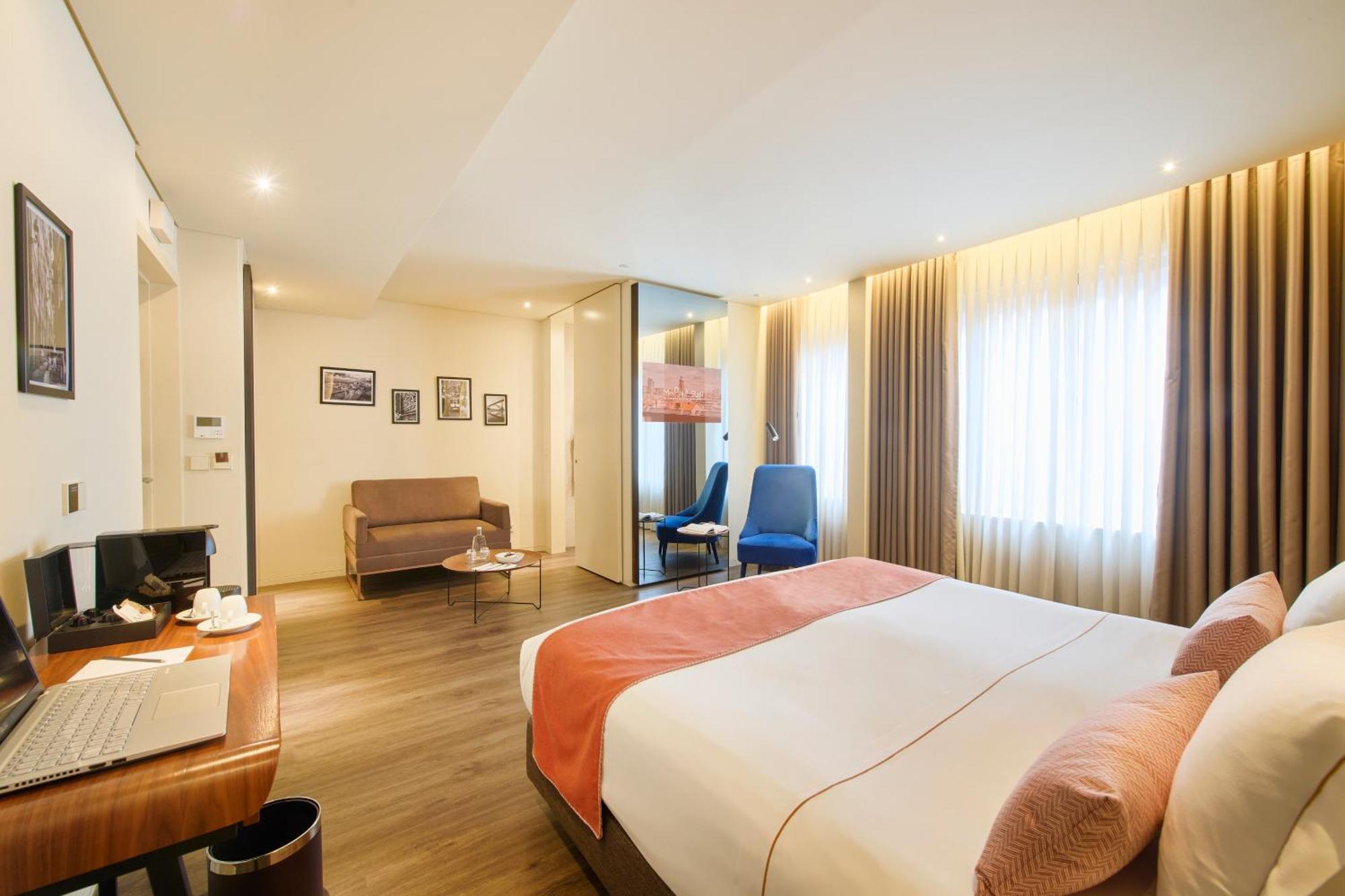 Deluxe Double or Twin Room