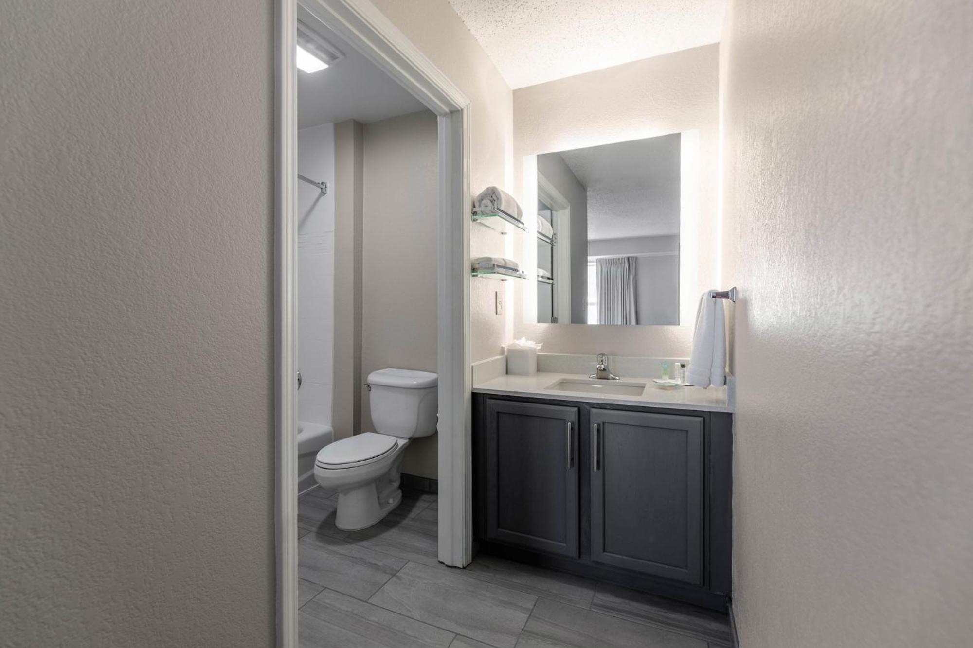 Two-Bedroom Suite
