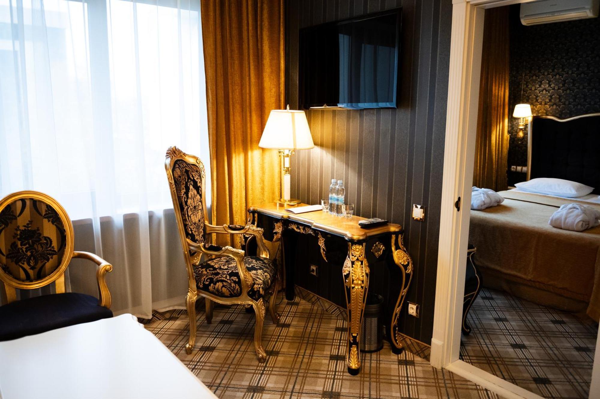 Suite