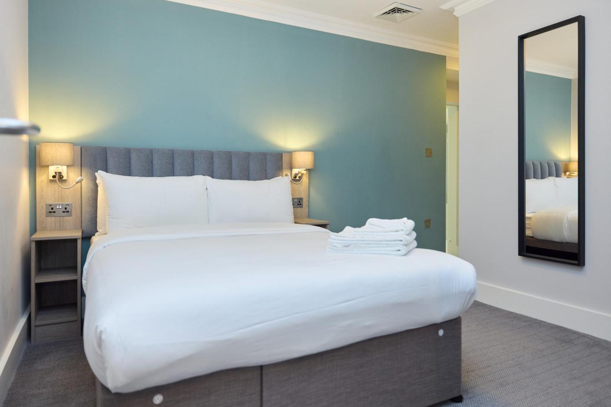 Double Room No Window