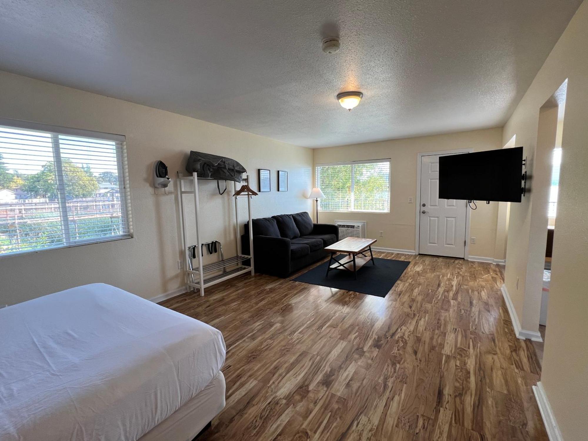 Queen Suite