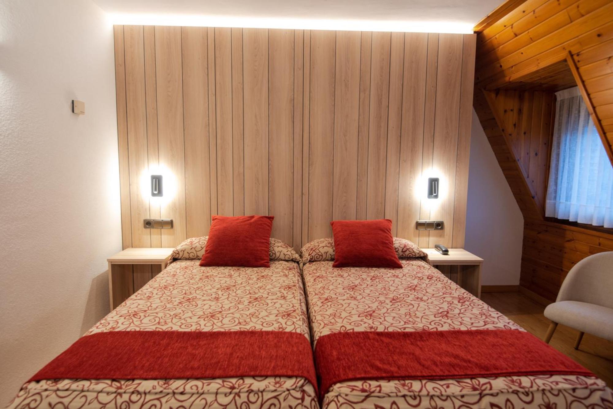 Double or Twin Room Attic