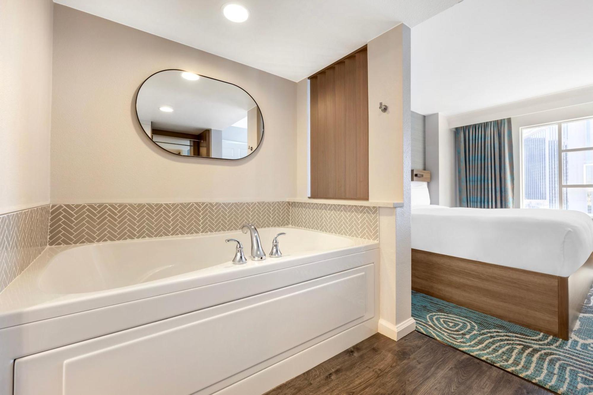 One-Bedroom King Suite Sofa Bed