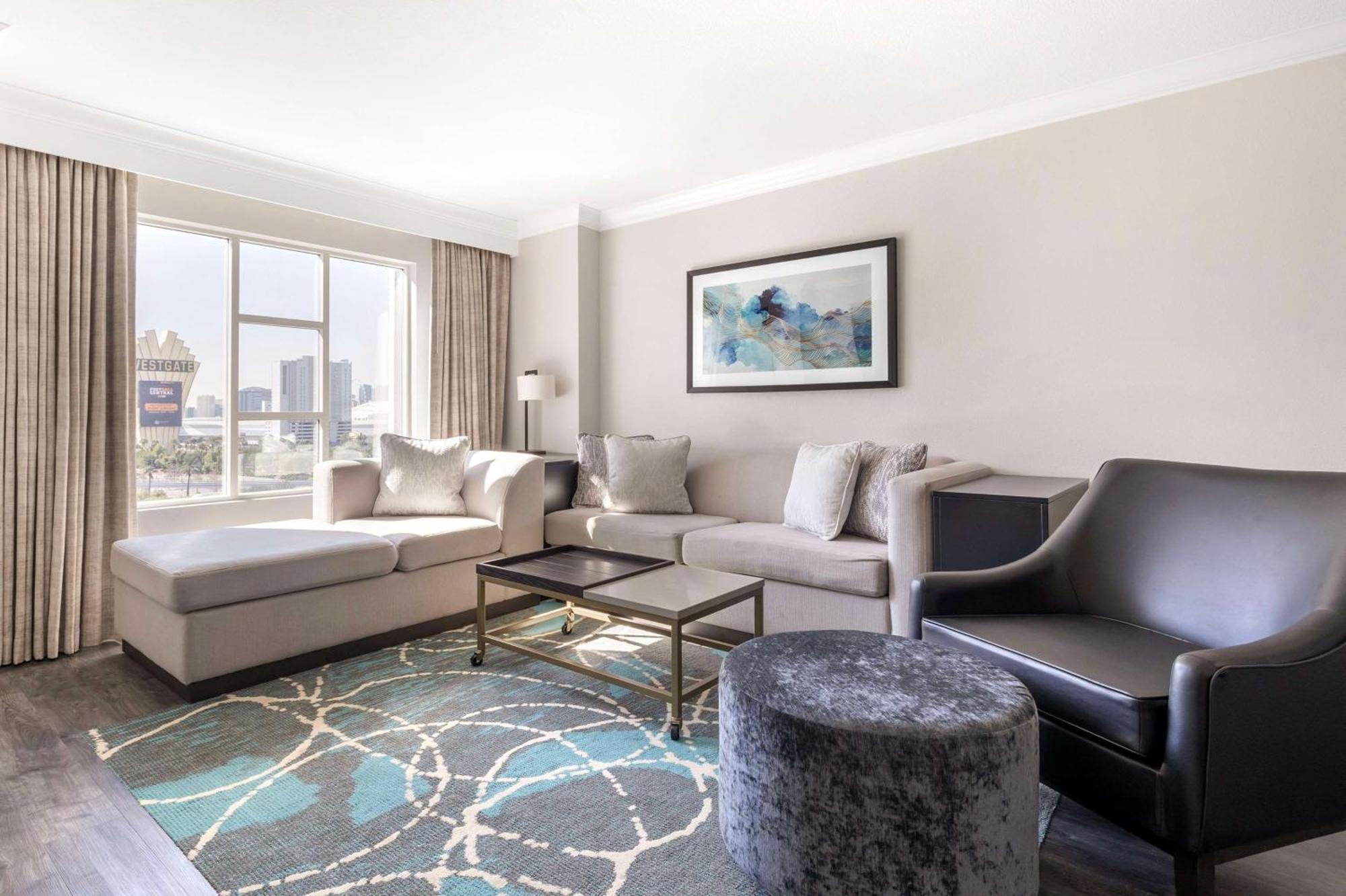 One-Bedroom King Suite Sofa Bed